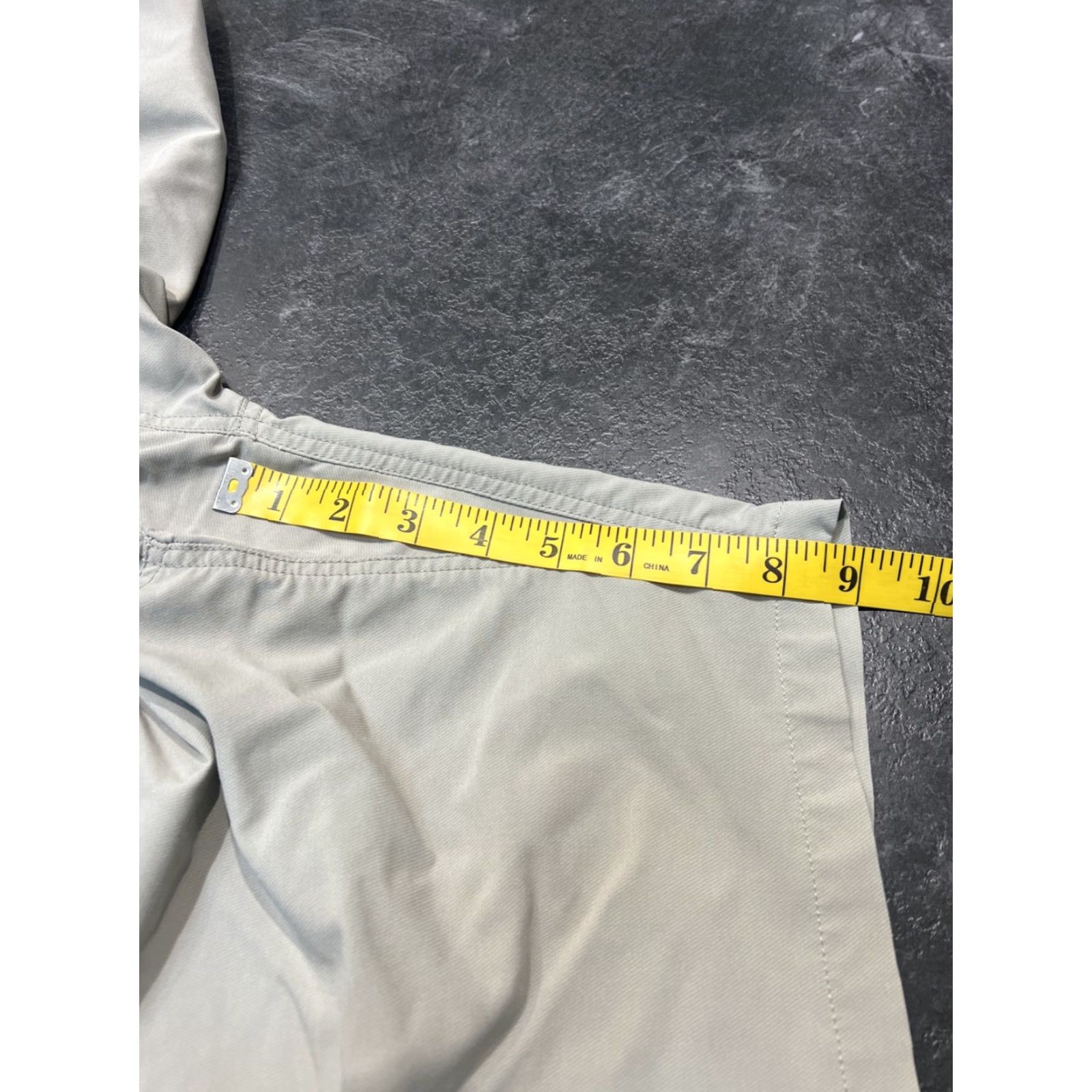 Vintage Kuhl Shorts Mens 40 Beige Ripstop Chino Hiking Outdoor Casual Pockets 11 Inseam Mens Size US 40 / EU 56 - 5 Thumbnail