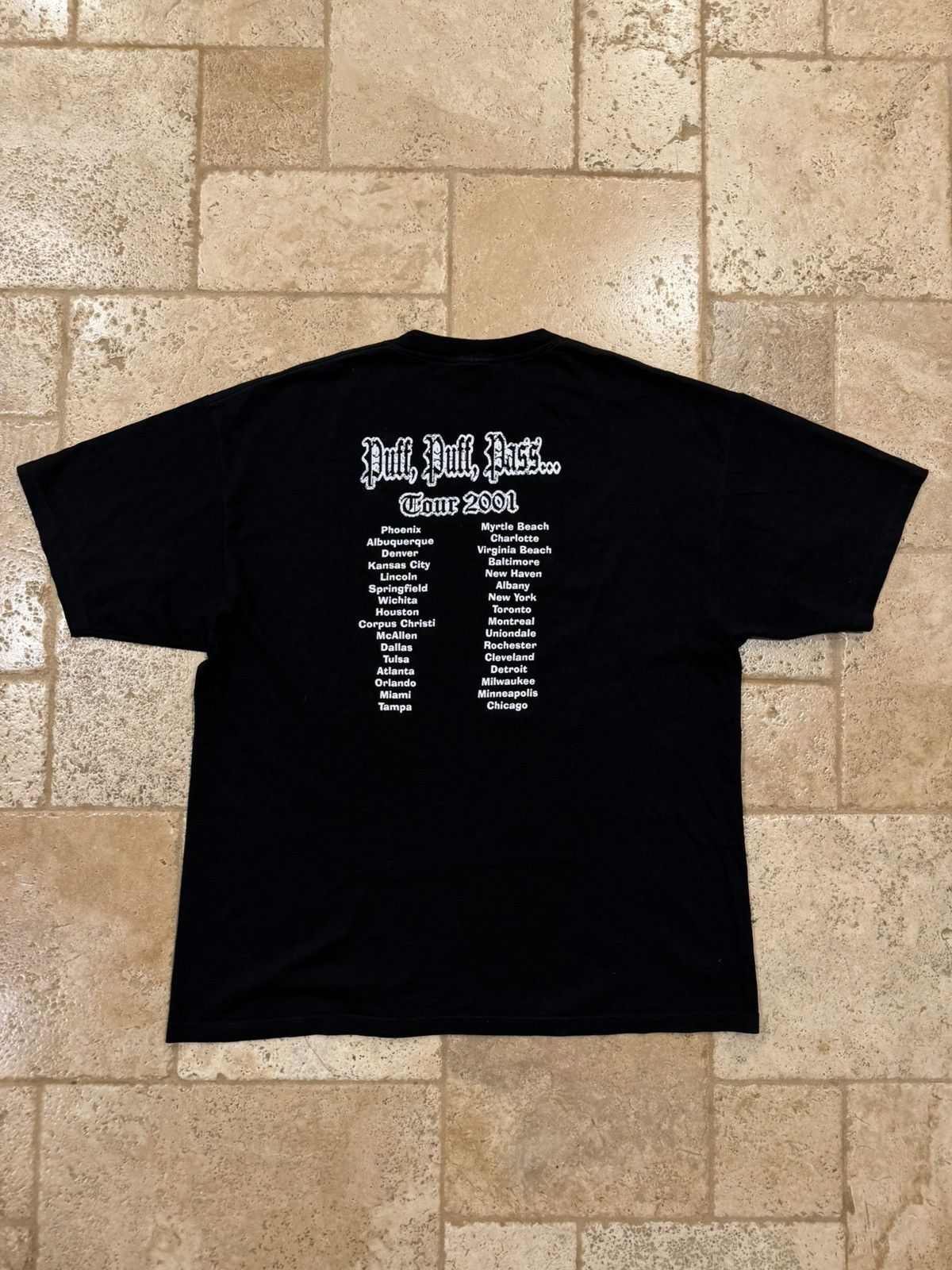 Vintage Vintage Snoop Dogg “Puff, Puff, Pass…” 2001 Tour Rap Tee Size US XXL / EU 58 / 5 - 8 Thumbnail