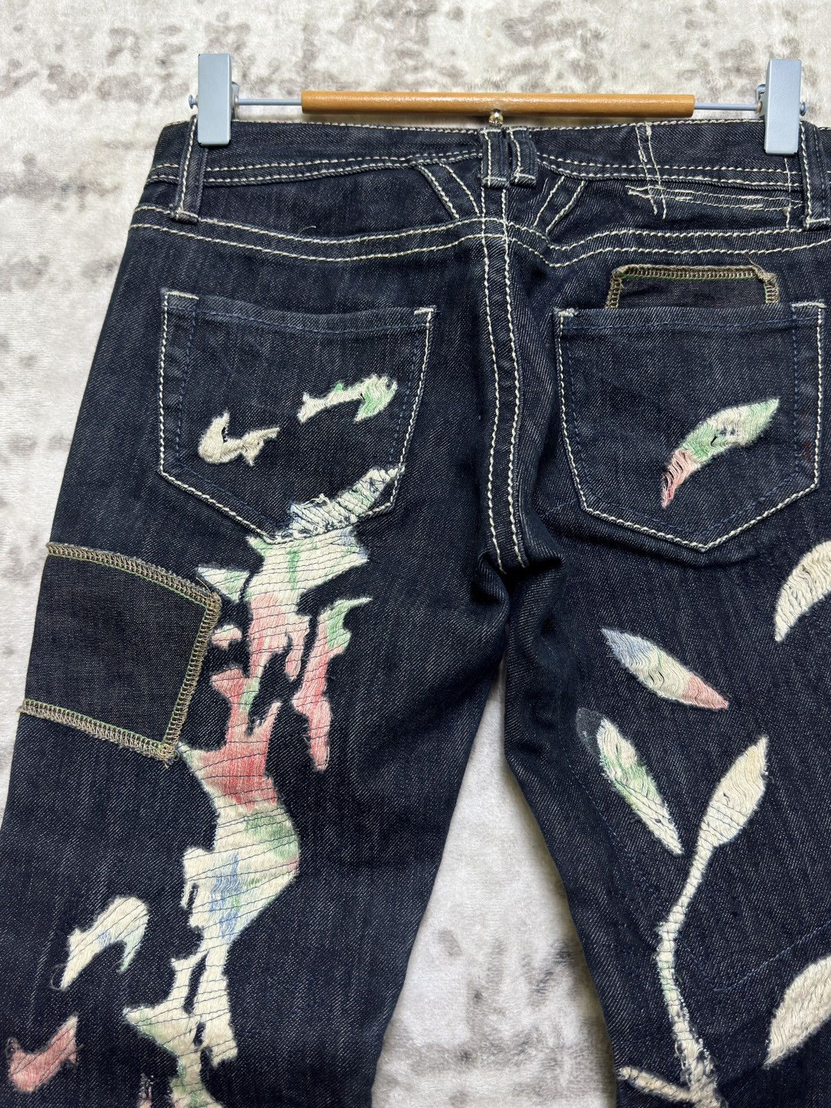 Marithe + Francois Girbaud Marithé + François Girbaud Cropped Flare Patchwork Denim Size 27" / US 4 / IT 40 - 10 Thumbnail