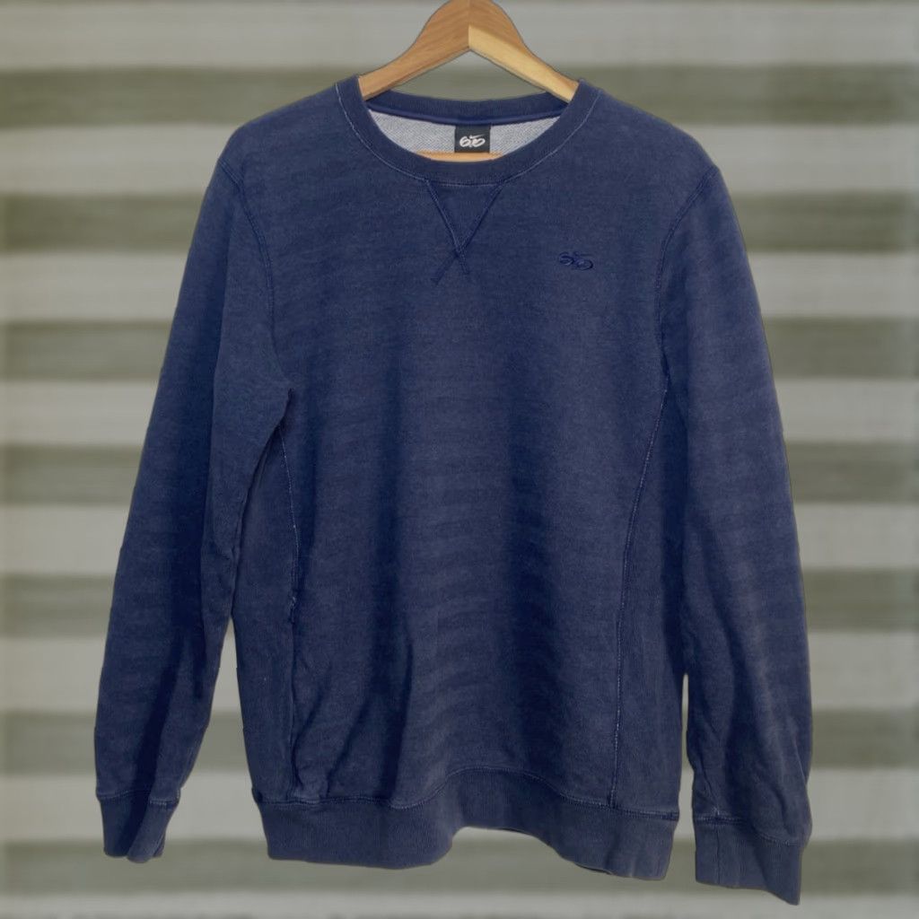 Nike VINTAGE Nike Crewneck Sweatshirt—Men’s Striped, Blue, Size S (Small) - 6.0, Cotton Blend, Pullover, Logo, All Seasons, City, Vintage, Sports, 90s? Size US S / EU 44-46 / 1 - 1 Thumbnail