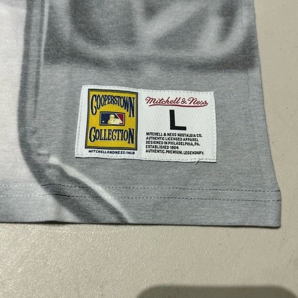 Mitchell & Ness NWT Men's Dave Winfield San Diego Padres Cooperstown Sz L Size US L / EU 52-54 / 3 - 2 Thumbnail