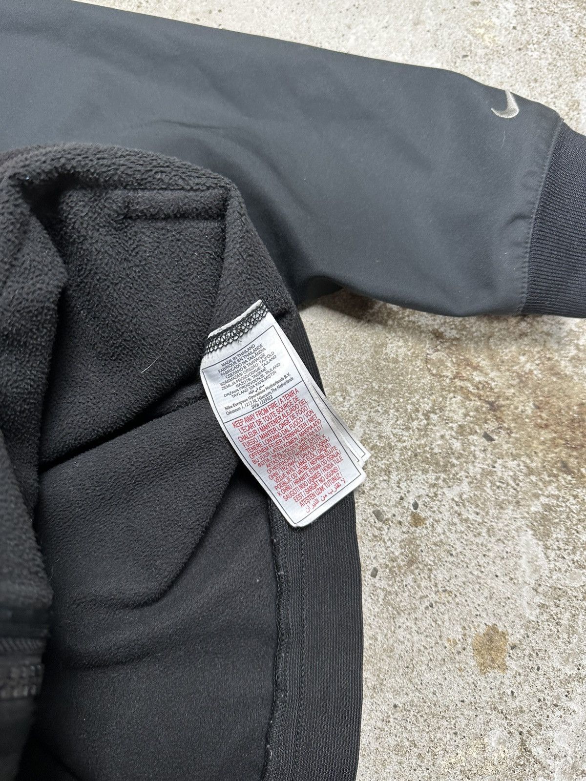Nike ACG Vintage Y2K Nike ACG Black Utility Hooded Jacket Size US M / EU 48-50 / 2 - 13 Thumbnail