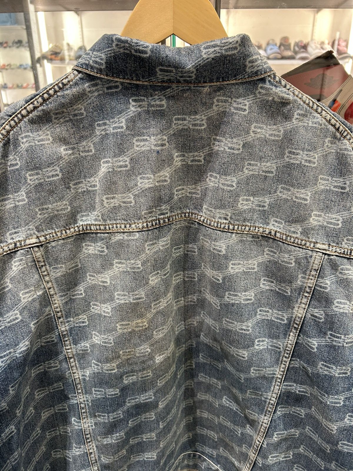 Balenciaga Balenciaga BB All over Denim Jacket Size US S / EU 44-46 / 1 - 5 Thumbnail