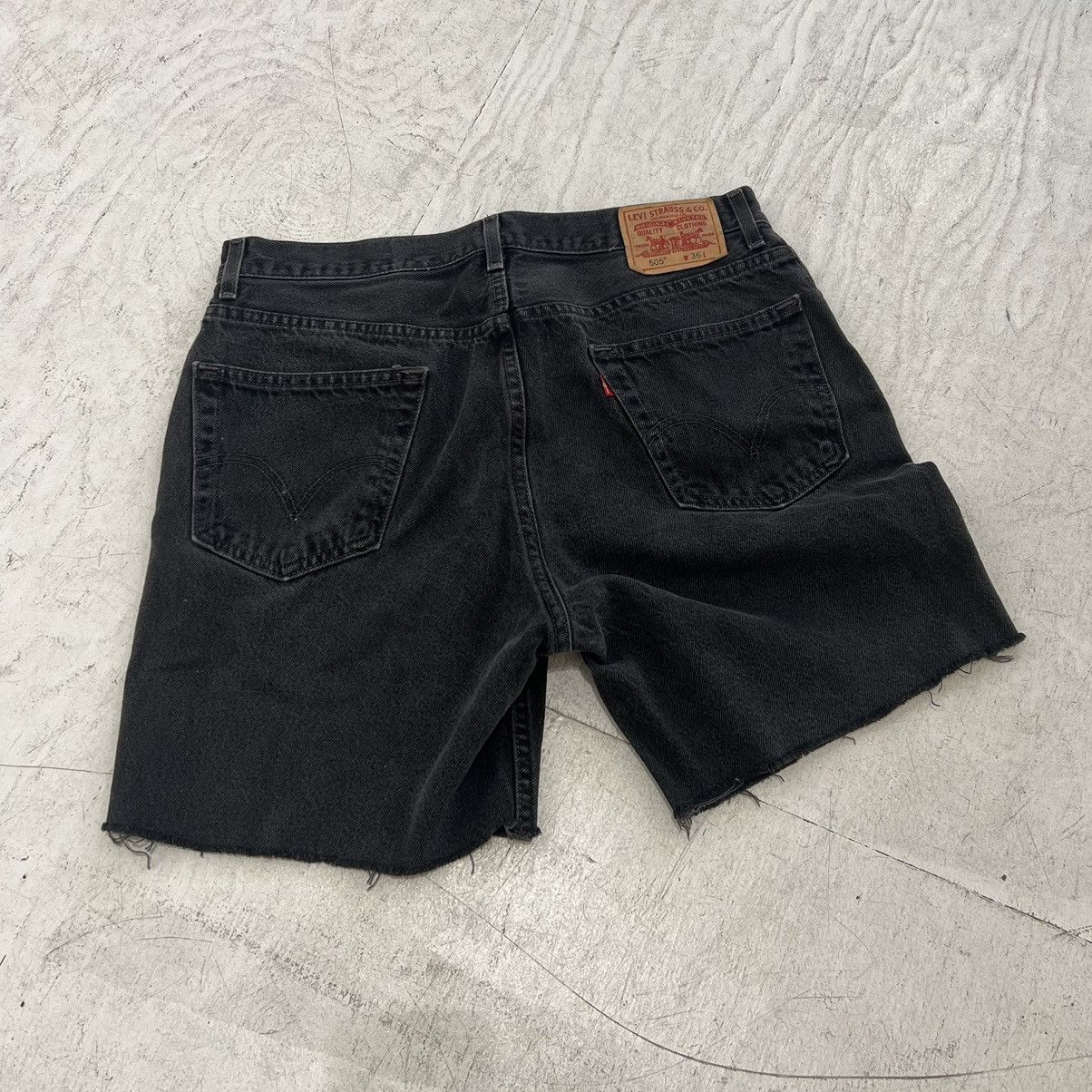 Levi's × Vintage Levi’s 505 Shorts Size US 34 / EU 50 - 2 Thumbnail