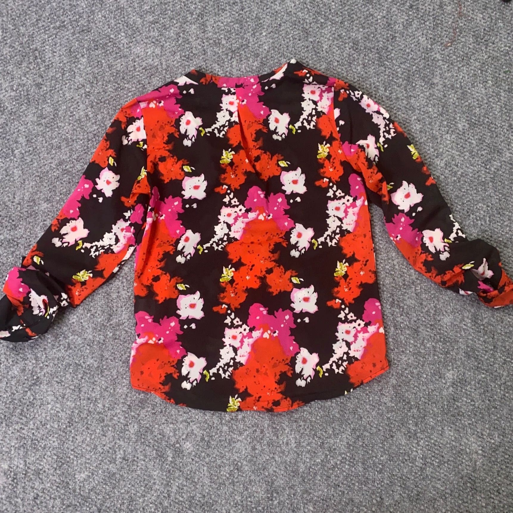 Vintage The Limited Shirt Womens XS Orange Floral Roll-Tab Sleeve V-Neck Flowy Stretch Size XS / US 0-2 / IT 36-38 - 7 Thumbnail