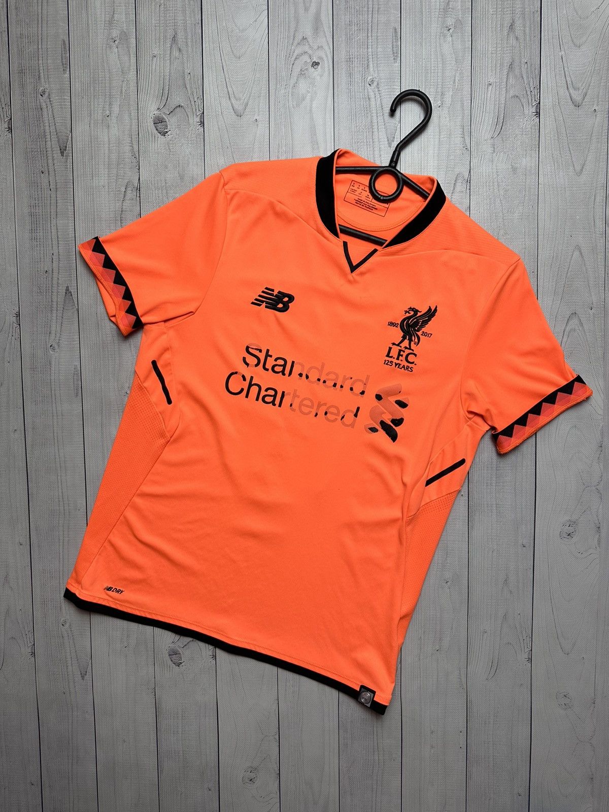 Vintage Vintage Liverpool 11 Salah soccer jersey size S rare Size US S / EU 44-46 / 1 - 2 Thumbnail