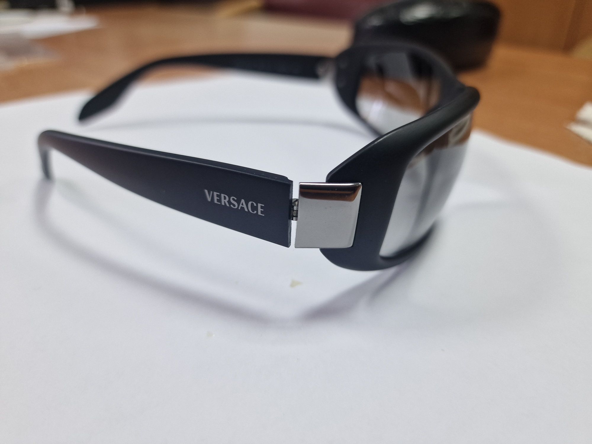 Versace Versace Vintage Sunglasses Size ONE SIZE - 3 Thumbnail