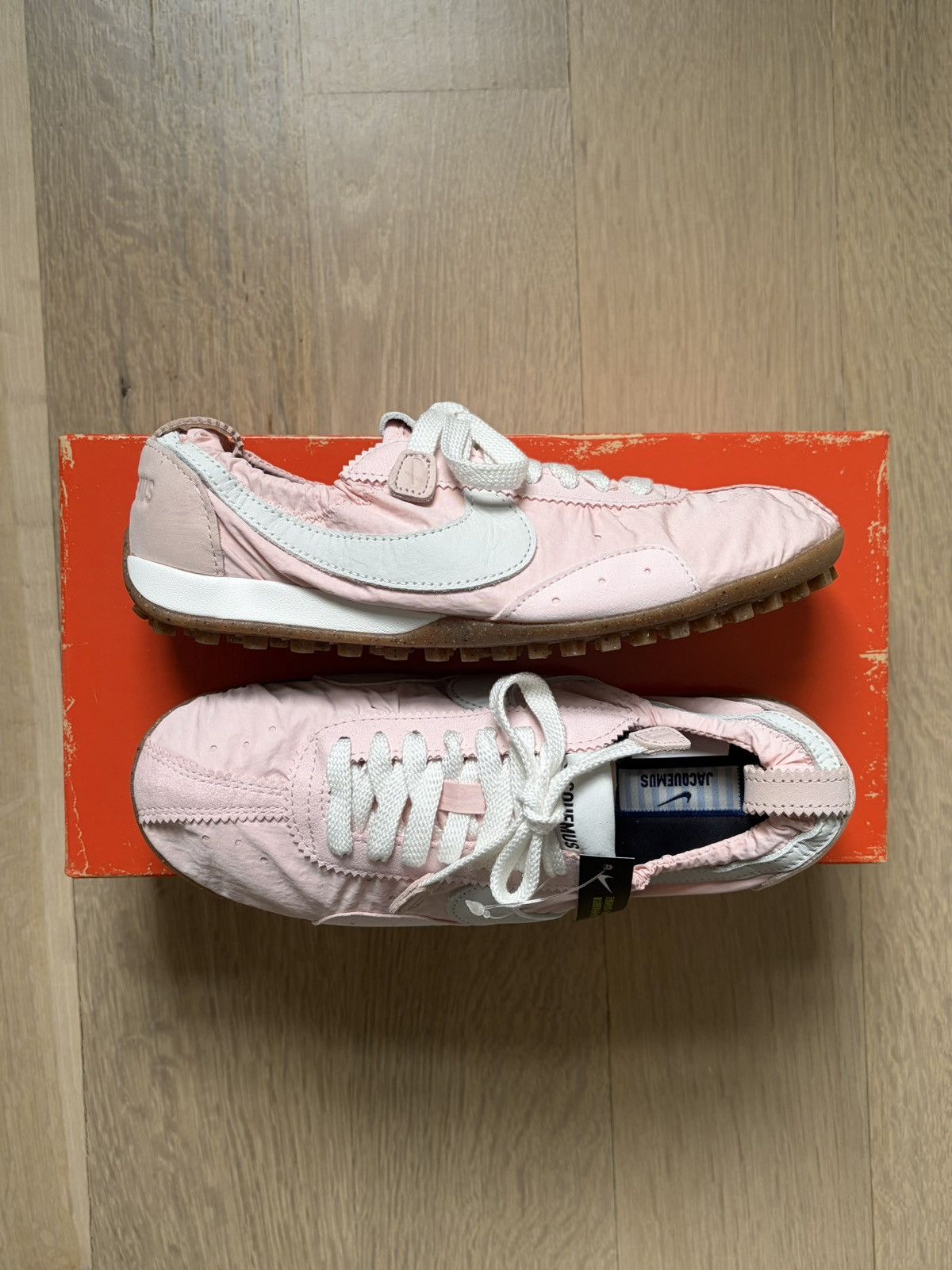 Nike Nike x Jacquemus Moon Shoe SP Aluminum Pink HV8547-601 Size US 9.5 / IT 39.5 - 6 Thumbnail