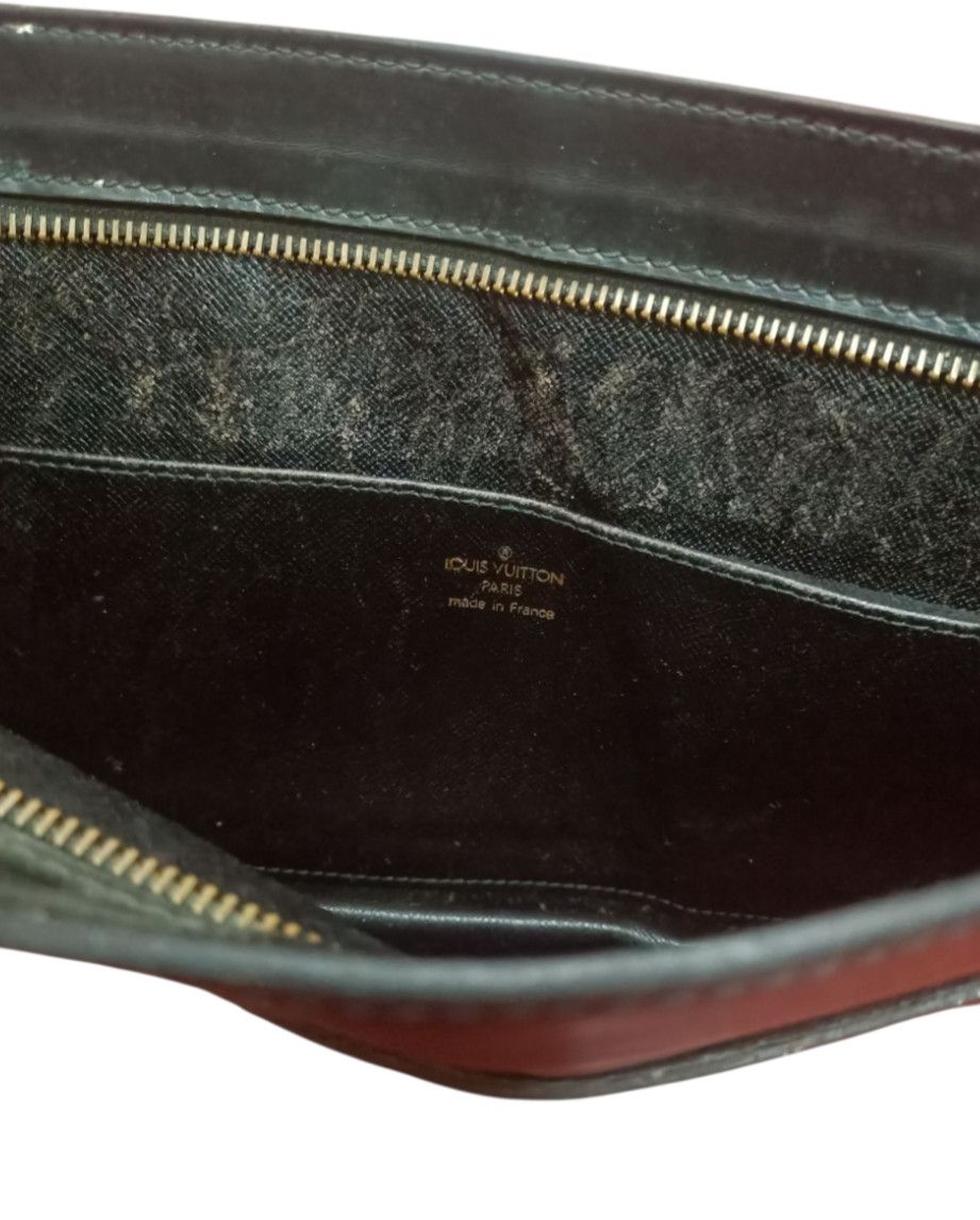 Louis Vuitton LOUIS VUITTON EPI POCHETTE CLUTCH BAG Size ONE SIZE - 6 Thumbnail
