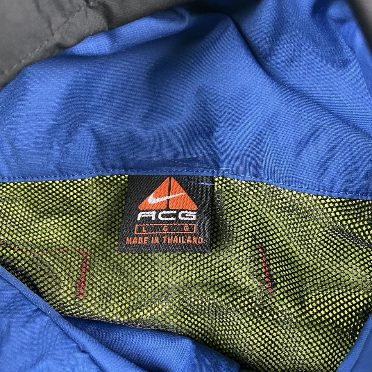 Designer Nike ACG windbreaker/raincoat Size US XL / EU 56 / 4 - 3 Thumbnail