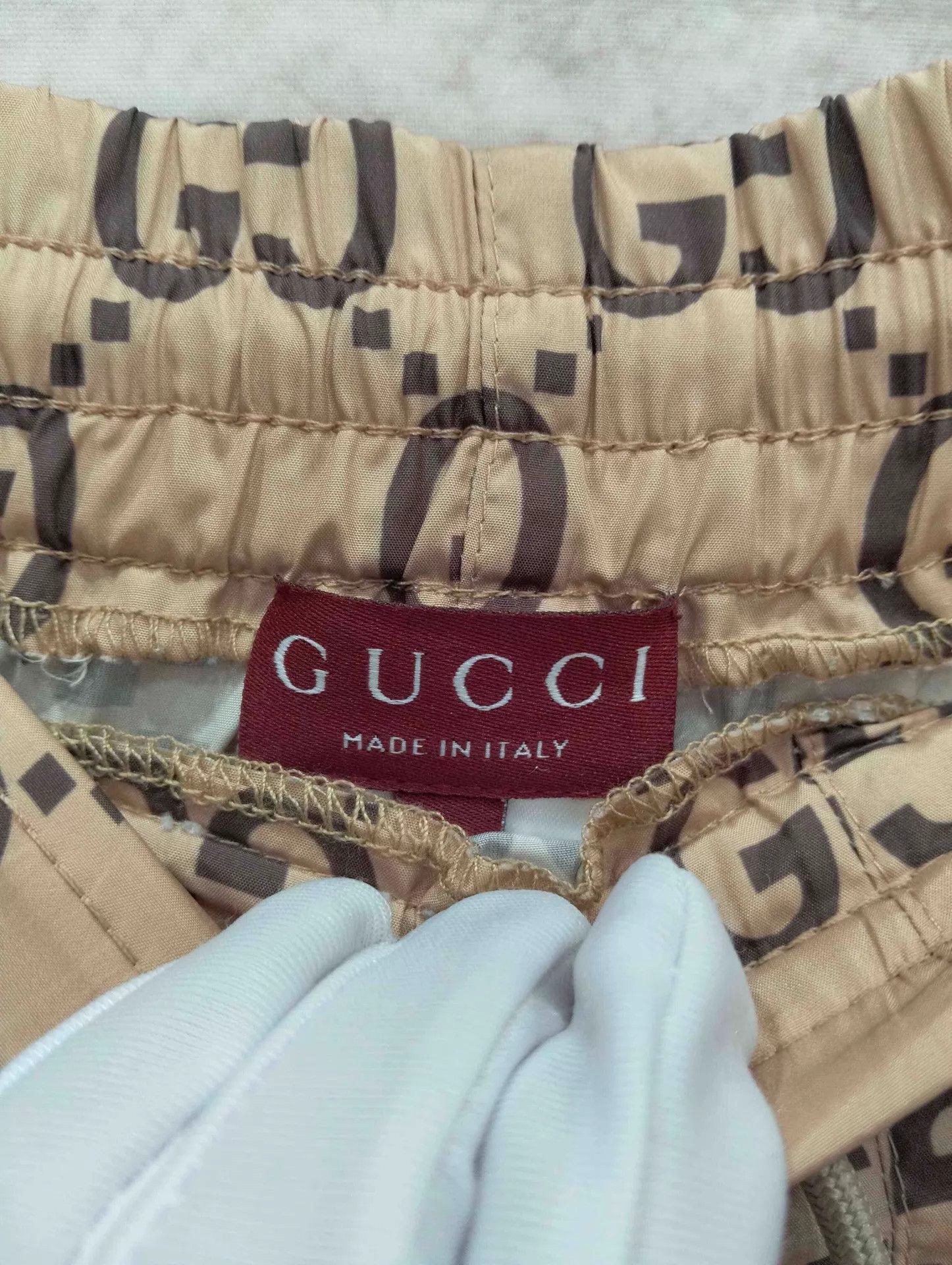 Gucci GUCCI GG Logo Print Elastic Waist Shorts Size 52 Size US 36 / EU 52 - 4 Thumbnail