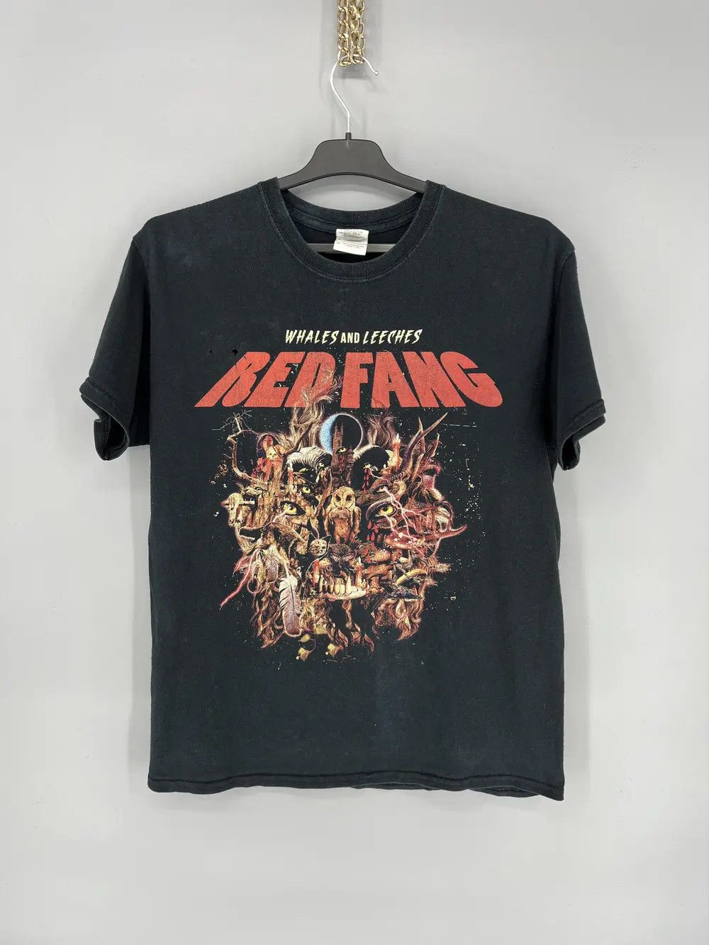 Vintage Vintage Y2K RED FANG CREEPY FACE ABSTRACT ANGRY HORROR BONES Size US M / EU 48-50 / 2 - 1 Thumbnail