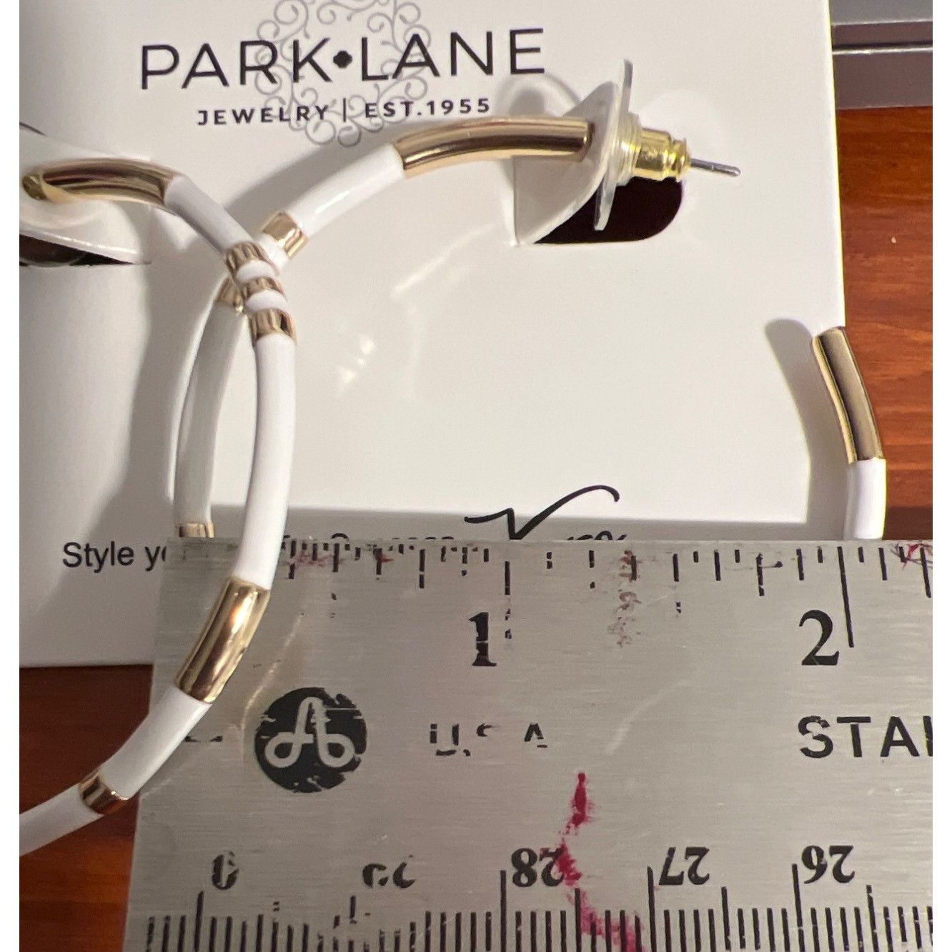 Other Park Lane Gold Tone Hoop Earrings White Enamel Pierced 2" Ac Size ONE SIZE - 5 Thumbnail