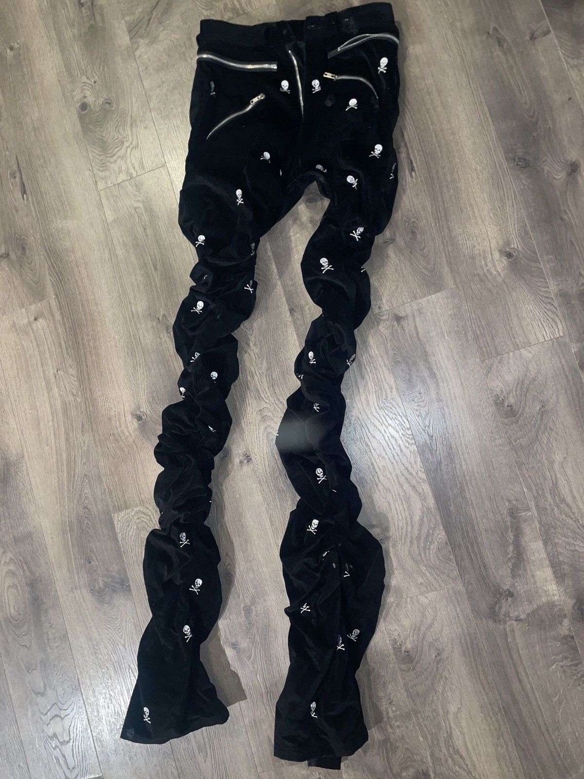 Other HUMAN NATURE WORLDWIDE BLACK CORDUROY PANTS Size US 32 / EU 48 - 1 Thumbnail