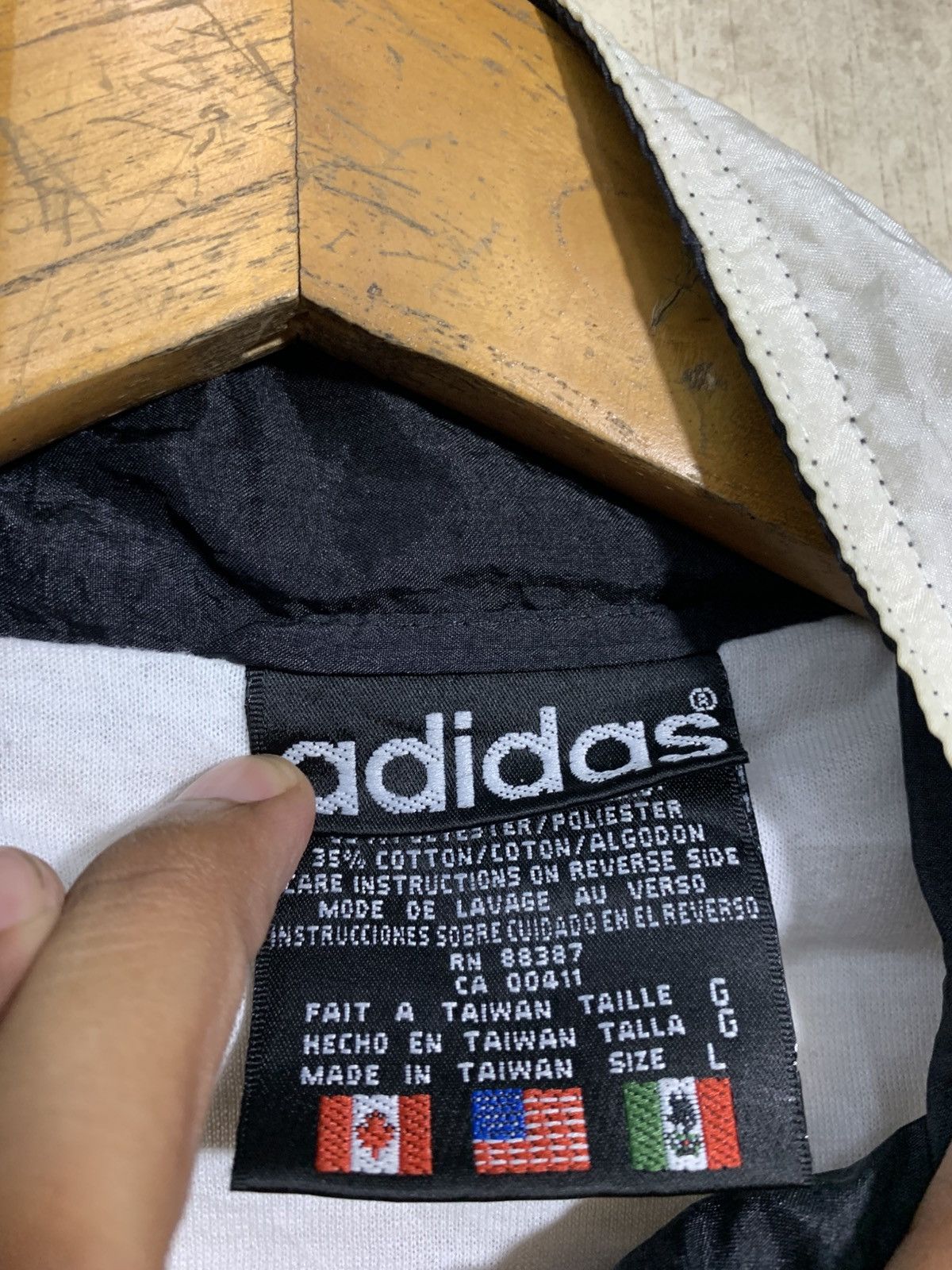 Adidas 🔥VTG ADIDAS SPELLOUT HALFZIPPER JACKETS Size US L / EU 52-54 / 3 - 8 Thumbnail