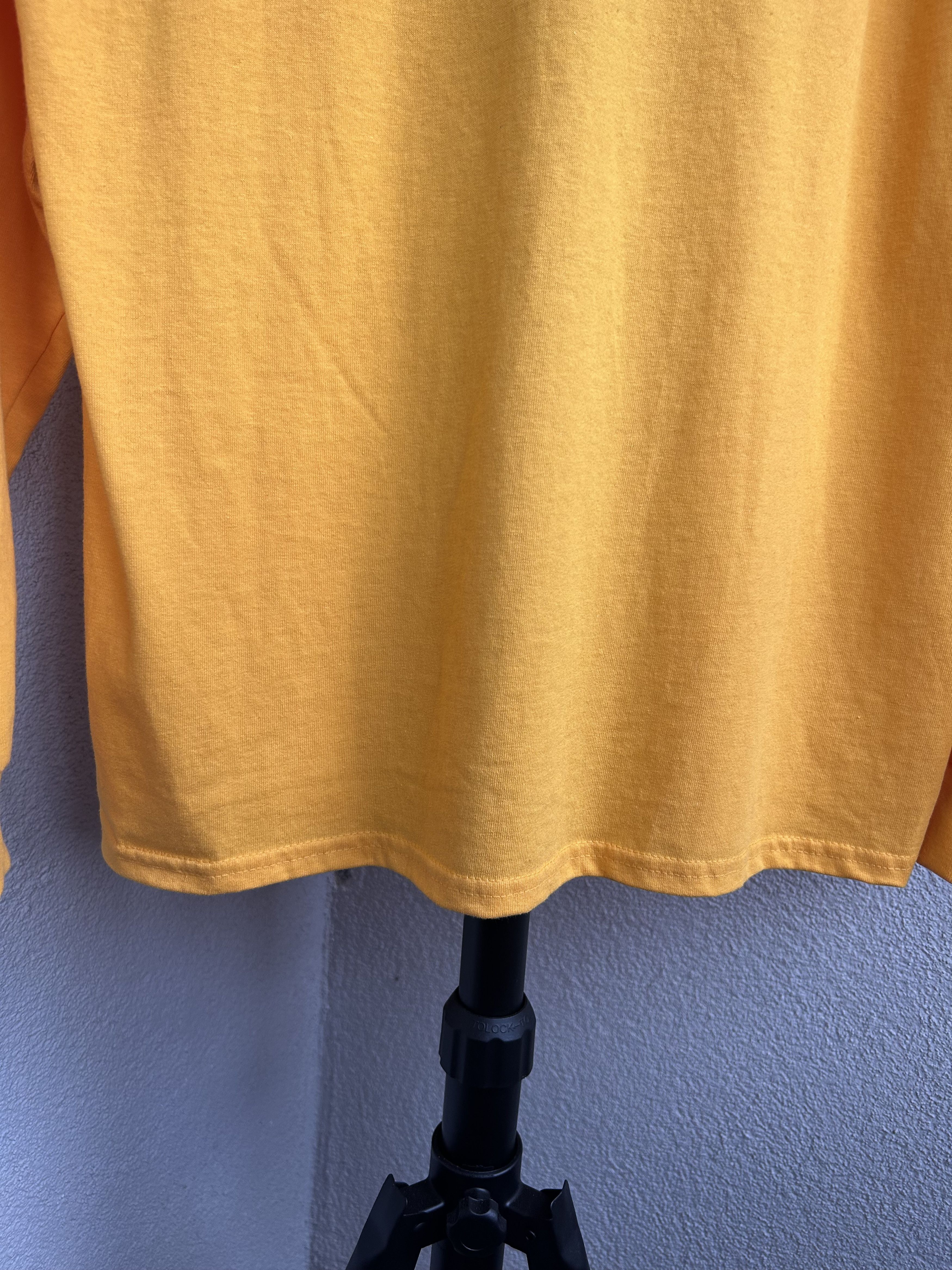 Anime Vintage 2000s One Piece x FR2 Anime Long Sleeve shirt Size US XL / EU 56 / 4 - 12 Thumbnail