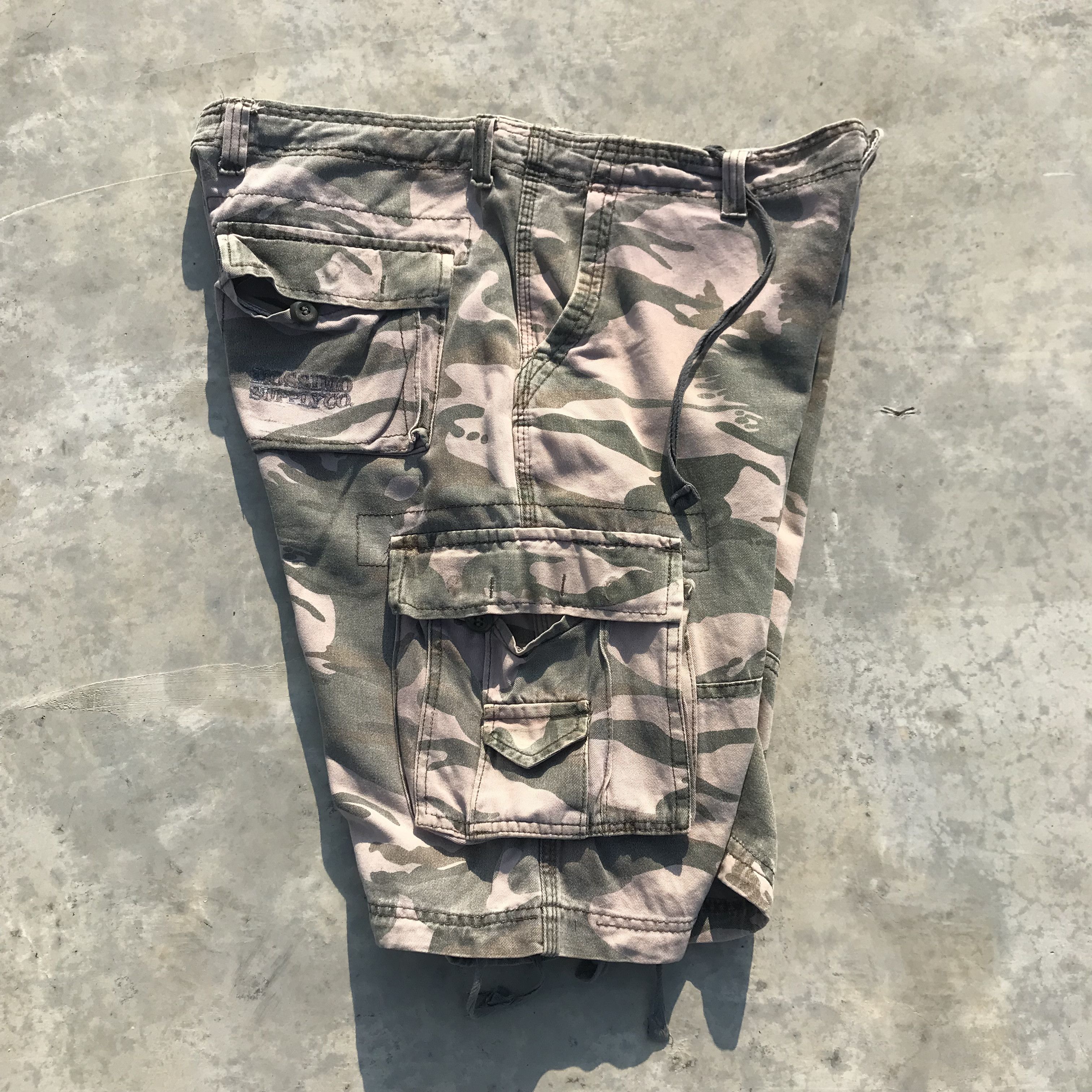 Mossimo Mossimo Supply Co Cargo Shortpants Military camouflage Size US 38 / EU 54 - 9 Thumbnail