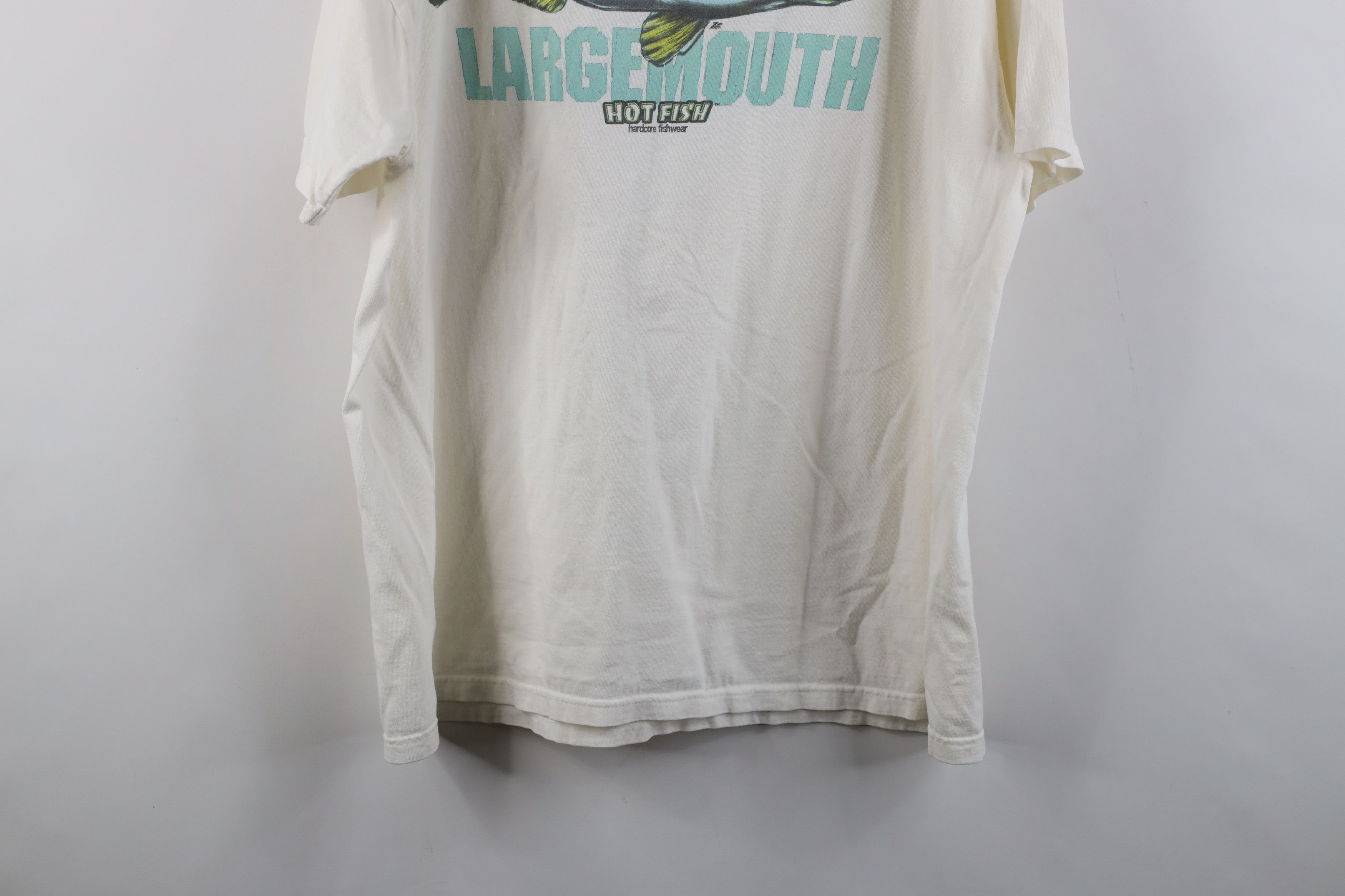 Vintage Vintage 90s Y2K Streetwear Hot Fish Largemouth Bass T-Shirt Size US XL / EU 56 / 4 - 11 Thumbnail