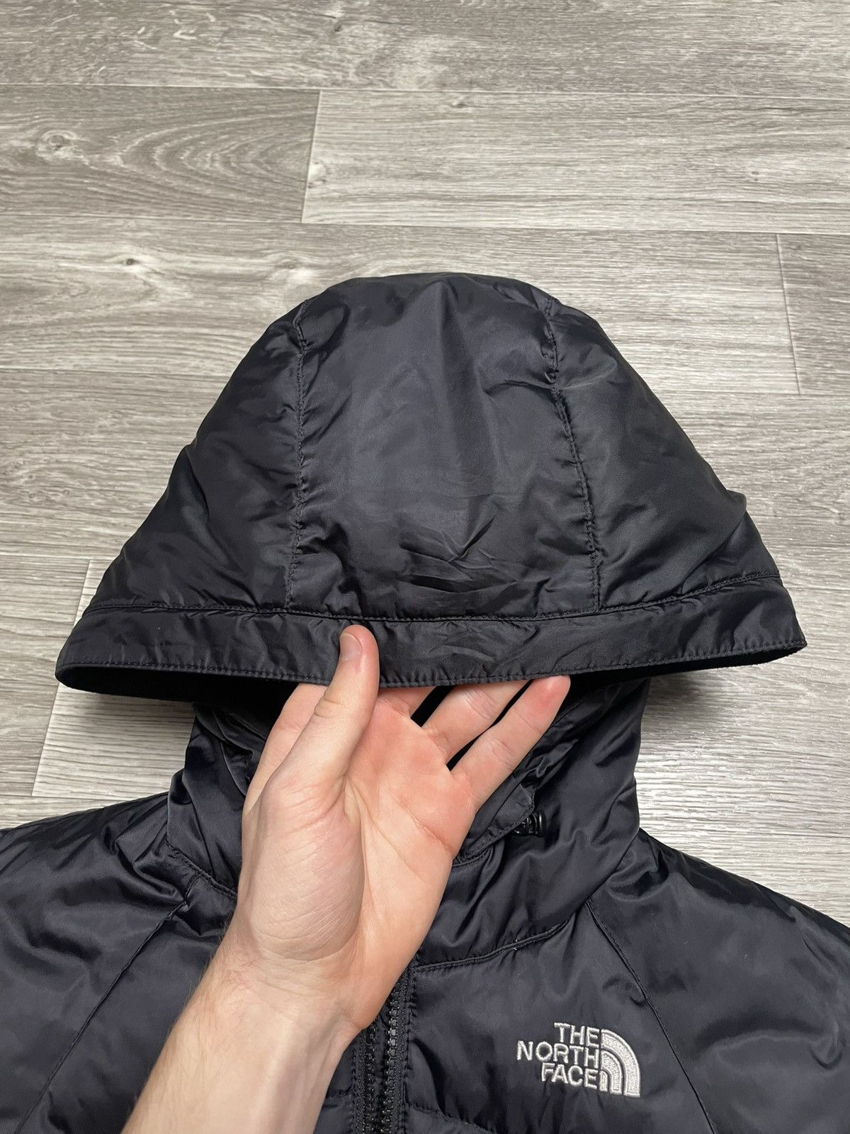The North Face The North Face 550 Goose Down Vest Black Hooded Puffer Size M / US 6-8 / IT 42-44 - 14 Thumbnail