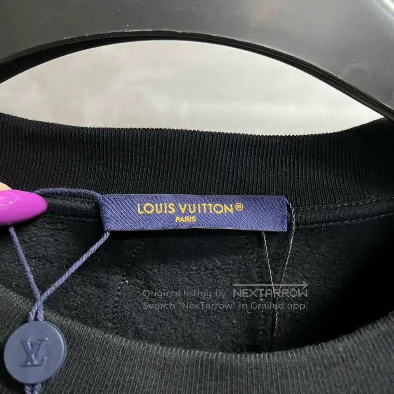 Louis Vuitton Louis Vuitton size 5l 24 New Black Solid Crew Neck Pullover Size US M / EU 48-50 / 2 - 2 Thumbnail