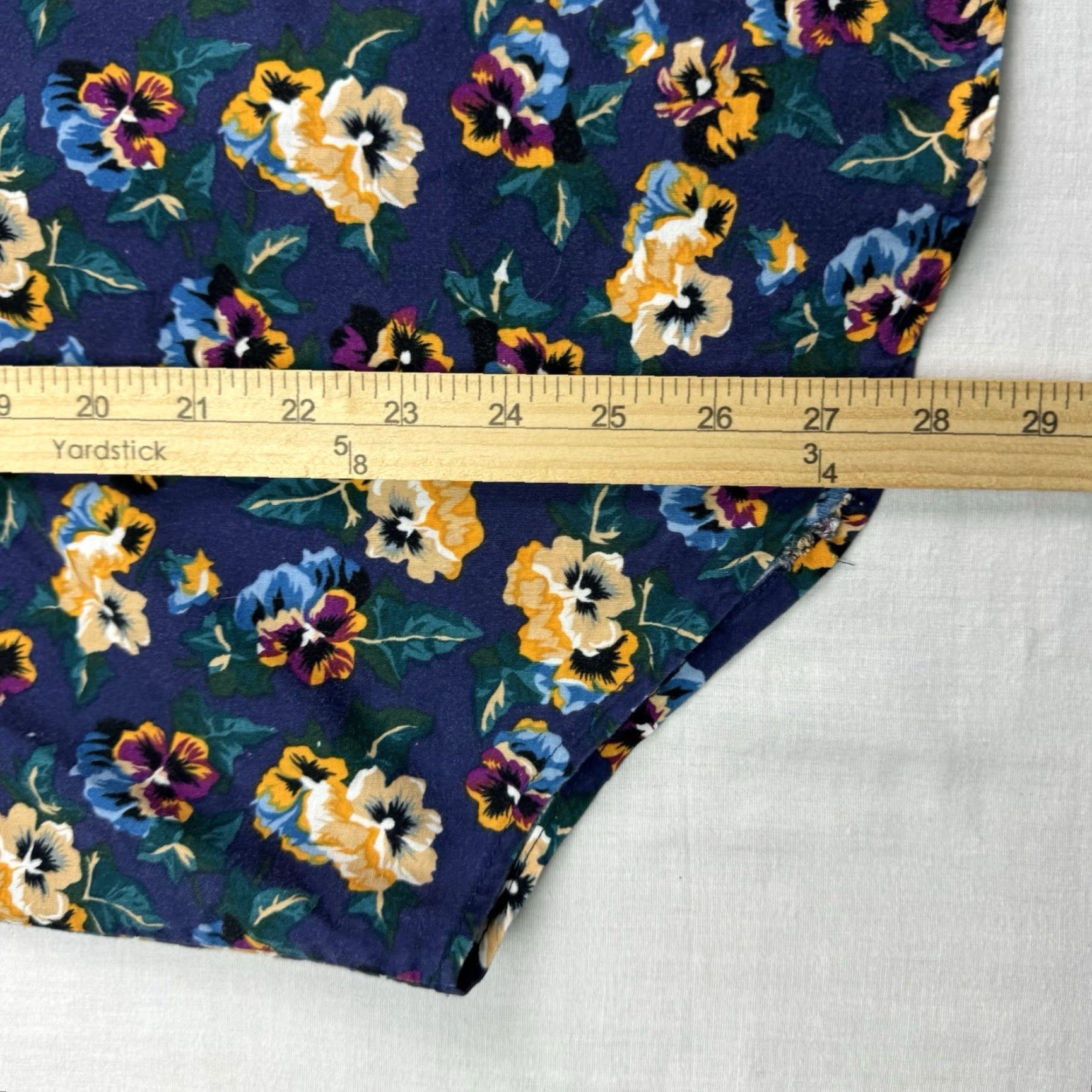 Vintage VINTAGE Honors Floral Button-Up Shirt Womens Large Blue Flowers 90s Y2K Ladies Long Sleeve Collared Shirt Size L / US 10 / IT 46 - 6 Thumbnail