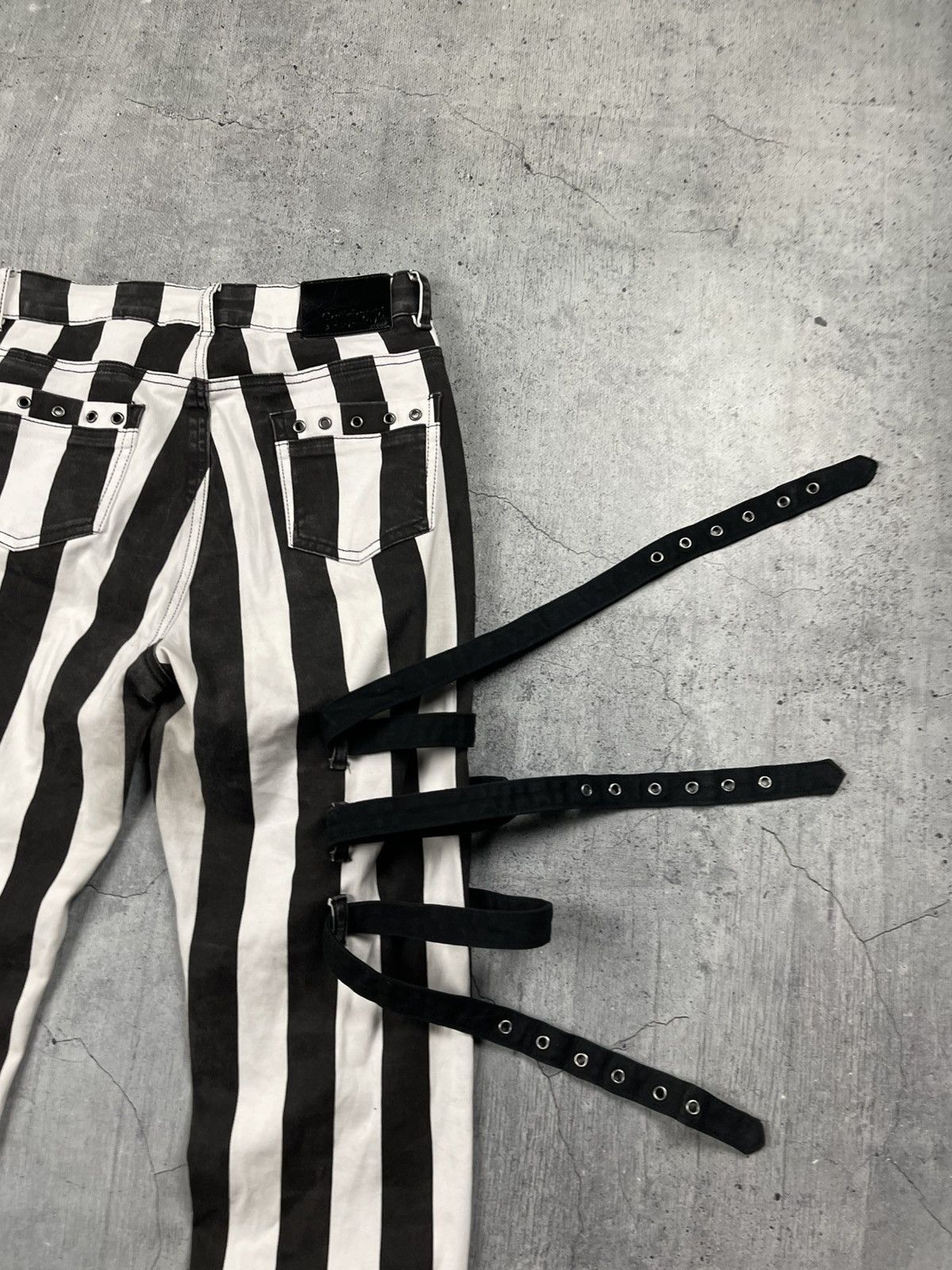 Other 🔥VERY RARE GOTHICANA BY EMP AVANT GARDE BONDAGE PANTS🔥 Size US 29 - 16 Thumbnail