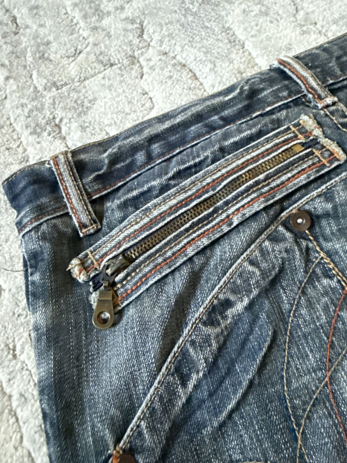 If Six Was Nine Ikka Japan Paneled Cut & Sew Claw Mark Fade Wash Jeans Size US 32 / EU 48 - 16 Thumbnail