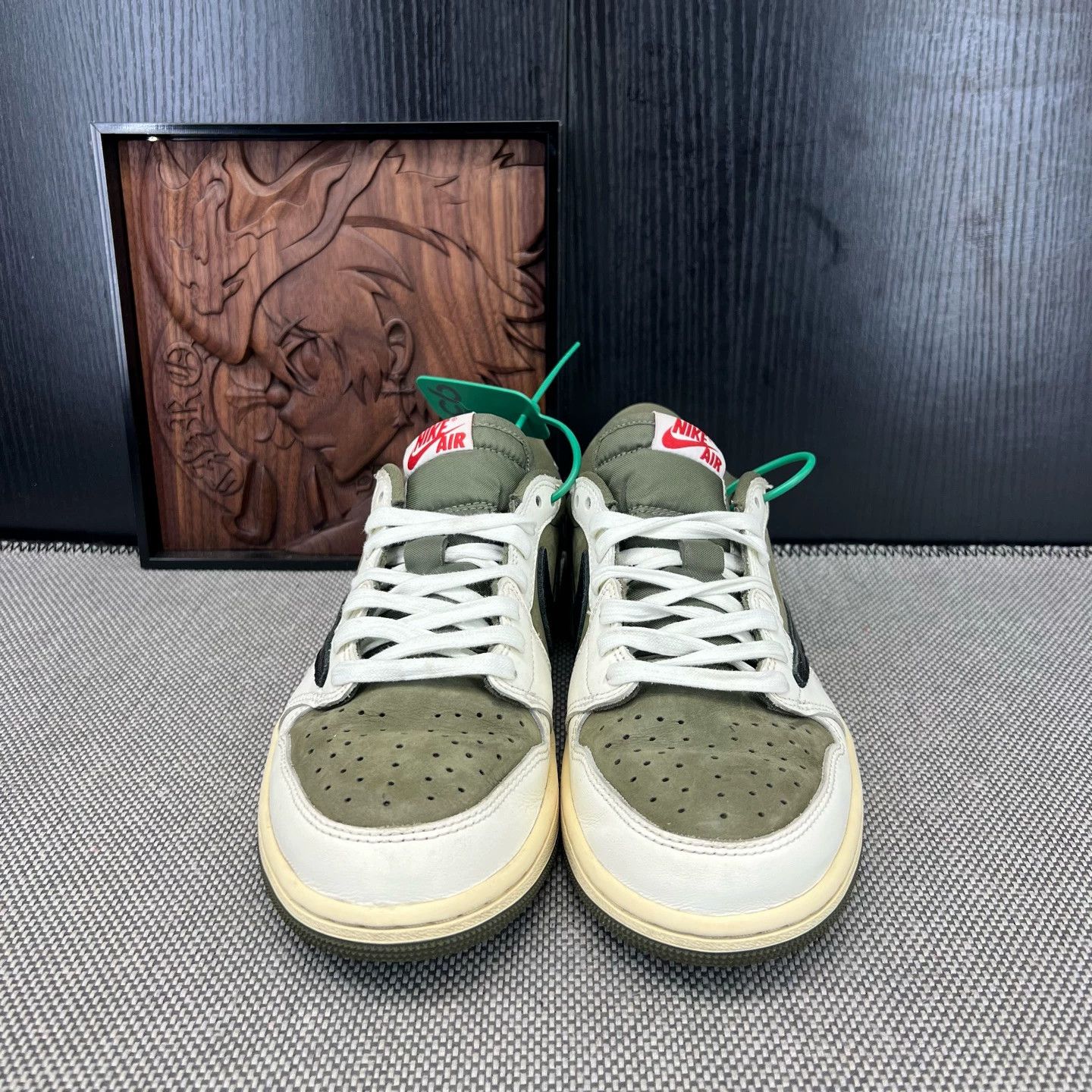 Hermes AJ1 Low TS, Beige/Green Reverse Swoosh 8.0 Size US 8 / EU 41 - 2 Thumbnail