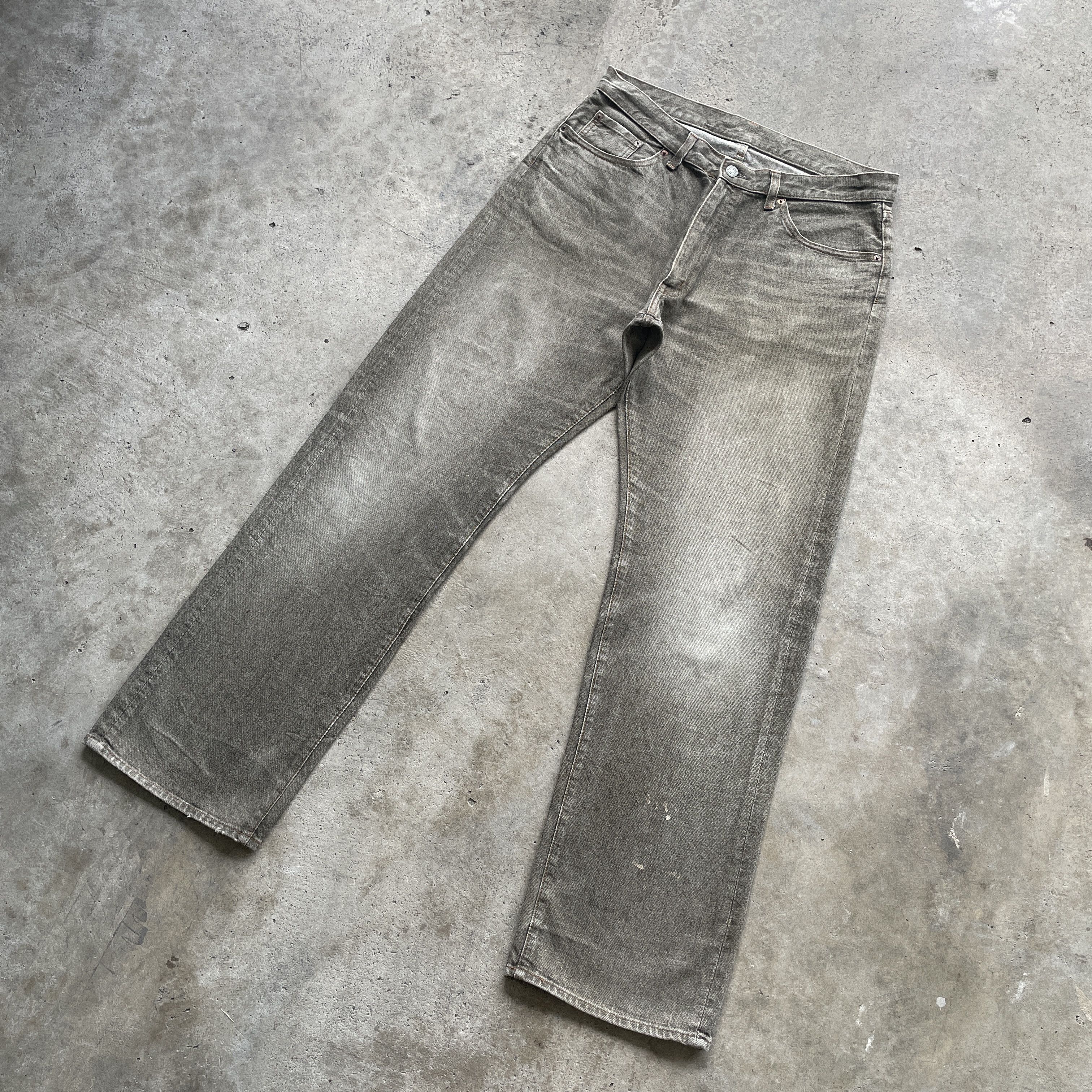 Japanese Brand Japan Vintage Jeans Baggy Greyish Browns Faded Denim Pants Size US 34 / EU 50 - 1 Thumbnail