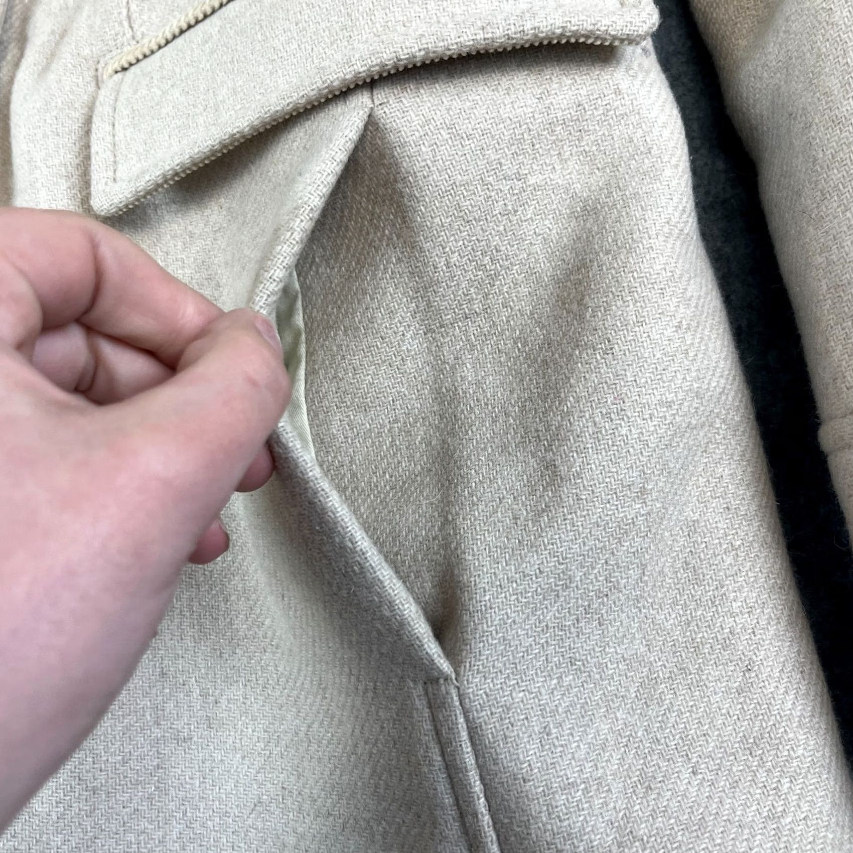 Tommy Hilfiger Tommy Hilfiger Coat Womens Cream Wool Corduroy Collar Knit Cuffs XL Designer Size XL / US 12-14 / IT 48-50 - 7 Thumbnail