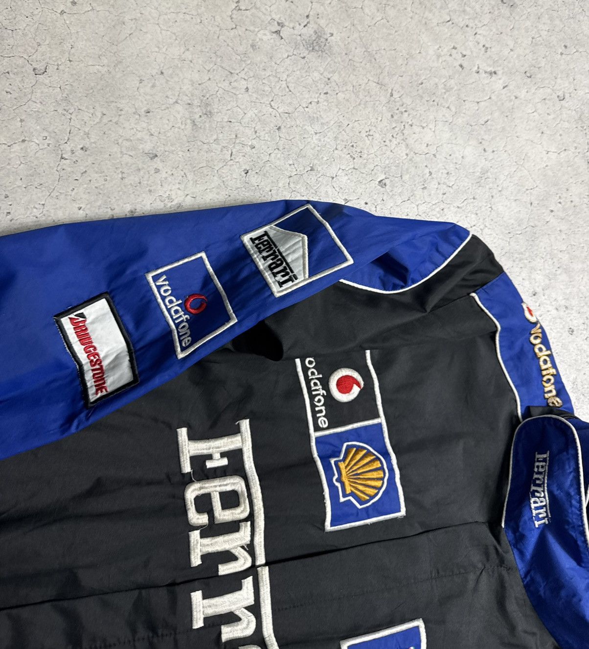 Ferrari Ferrari Marlboro Vodafone Vintage Racing Jacket F1 Nascar Size US L / EU 52-54 / 3 - 6 Thumbnail