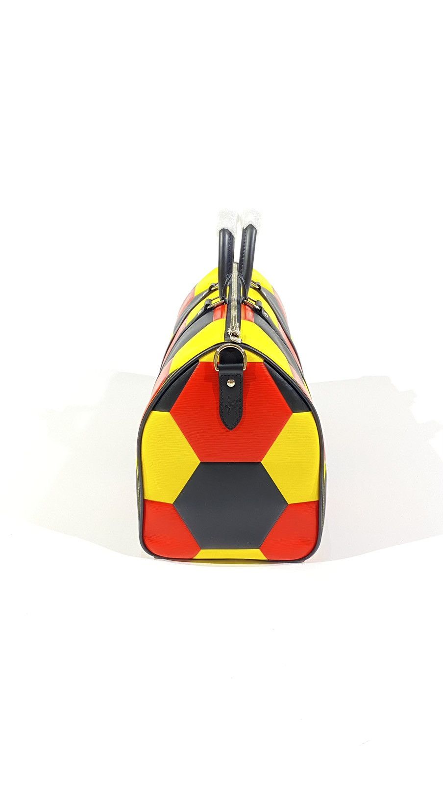 Louis Vuitton × NBA Louis Vuitton X FIFA World Cup Germany 1 of 1 Duffel Keepall Size ONE SIZE - 5 Thumbnail