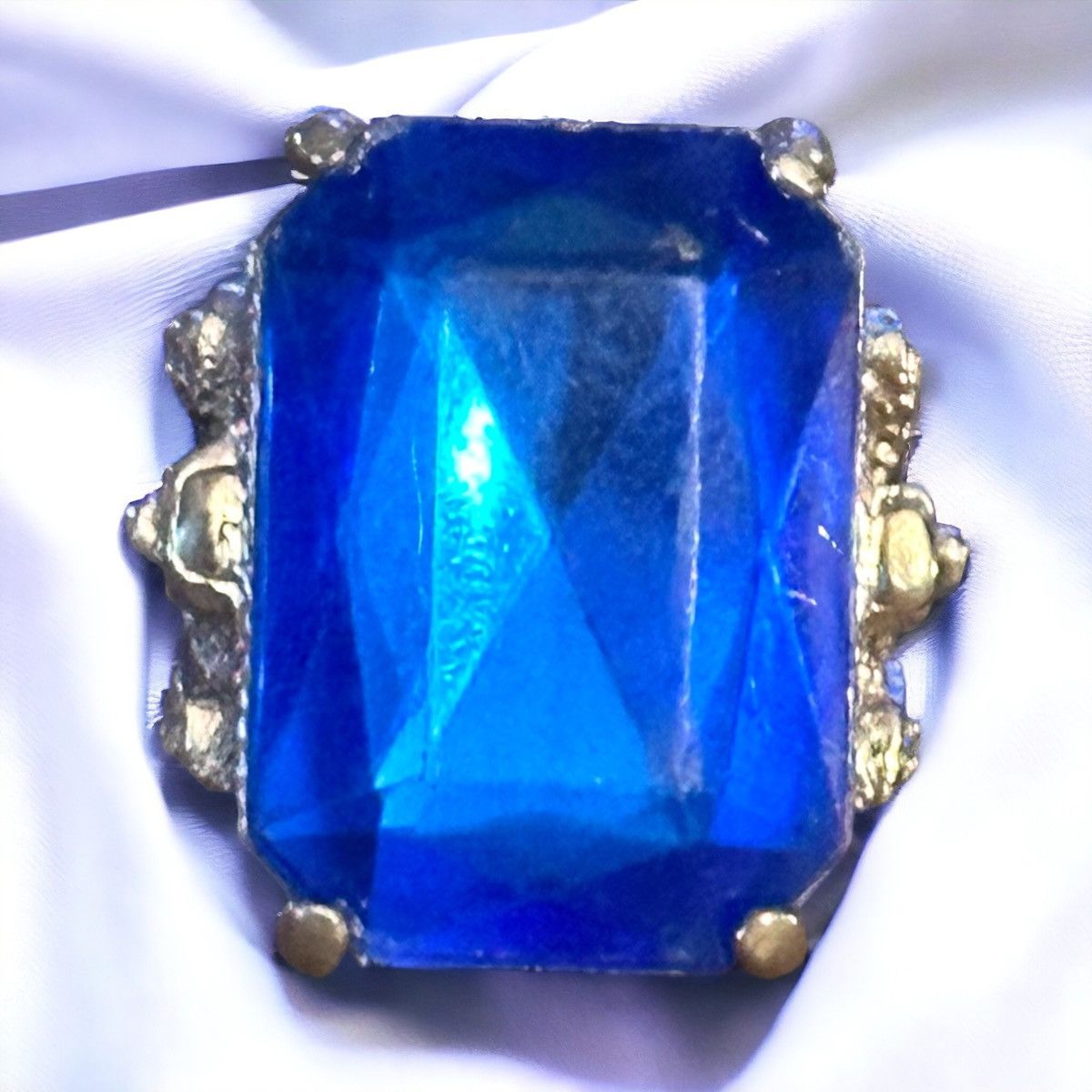 Vintage Vintage large blue gemstone cocktail ring Size ONE SIZE - 1 Thumbnail