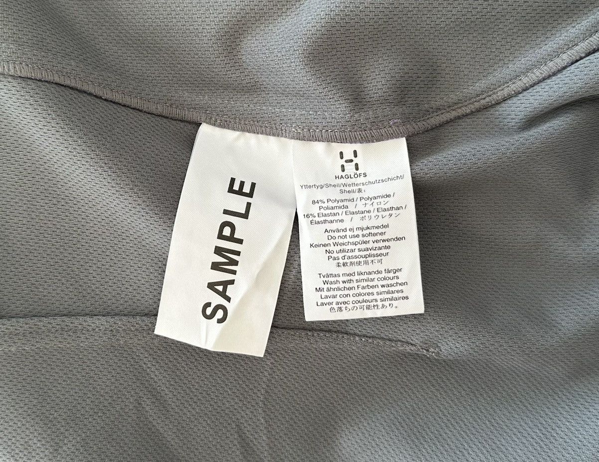 Haglofs Haglofs Sample Purple Proof Jacket Hood Women's Size M Size M / US 6-8 / IT 42-44 - 4 Thumbnail