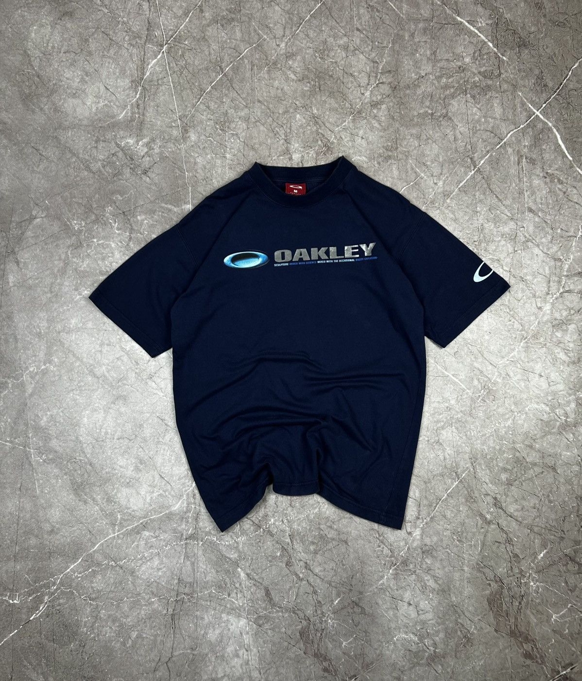 Oakley ☠️OAKLEY Vintage T shirt OOs Central Logo Size M Size US M / EU 48-50 / 2 - 1 Thumbnail