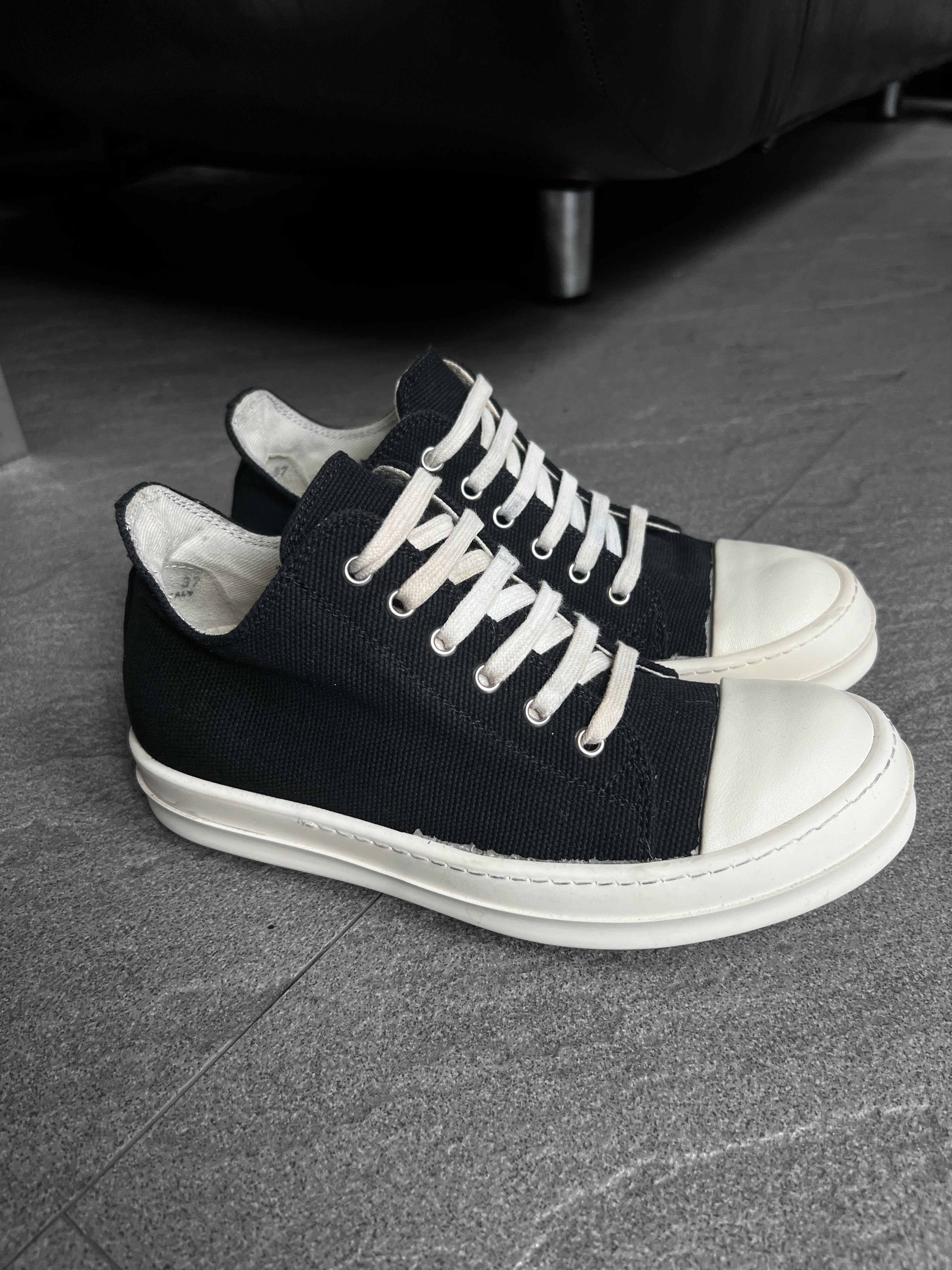 Rick Owens Drkshdw Rick Owens DRKSHDW Canvas Ramones Low Black EU37 Size US 5 / EU 37 - 4 Thumbnail