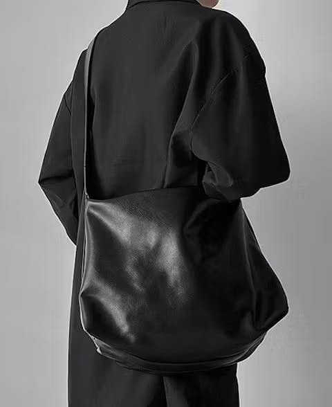 Japanese Brand Fashion y2k pu leather shoulder messenger bag vintage Size ONE SIZE - 2 Thumbnail