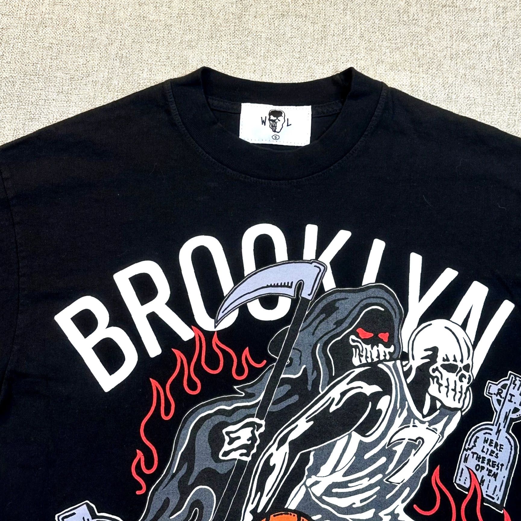 Warren Lotas Warren Lotus Brooklyn Nets Authentic Slim Reaper KD Rare T-Shirt Men’s S Multicolor Graphic Print Short Sleeve NBA Grim Reaper Streetwear Size US S / EU 44-46 / 1 - 4 Thumbnail