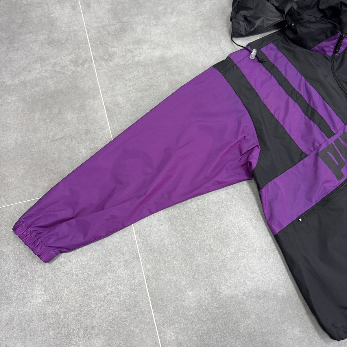 Puma Vintage Puma Big Logo Nylon Windbreaker Jacket 80s 90s Men Size US L / EU 52-54 / 3 - 3 Thumbnail