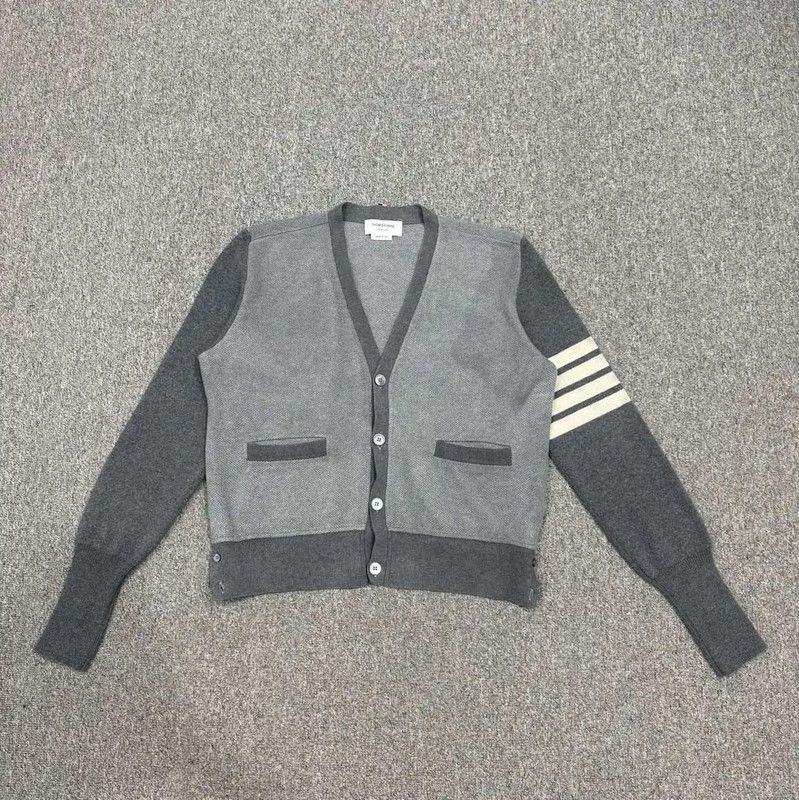 Thom Browne Thom Browne Gray Cotton Cardigan for Men 0089 Size US L / EU 52-54 / 3 - 1 Thumbnail