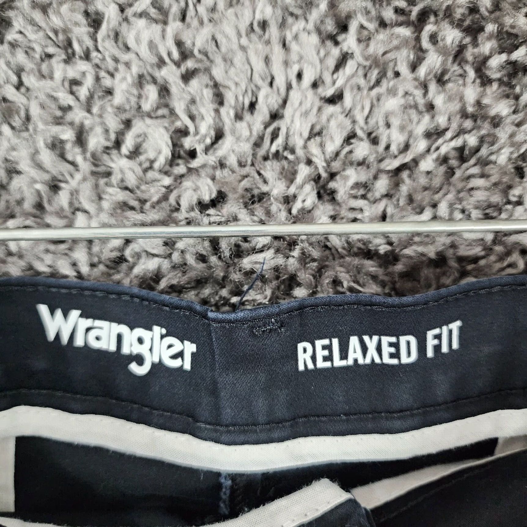 Wrangler Wrangler Mens Black Relaxed Fit Straight Leg Pants 38x30 Size US 38 / EU 54 - 3 Thumbnail