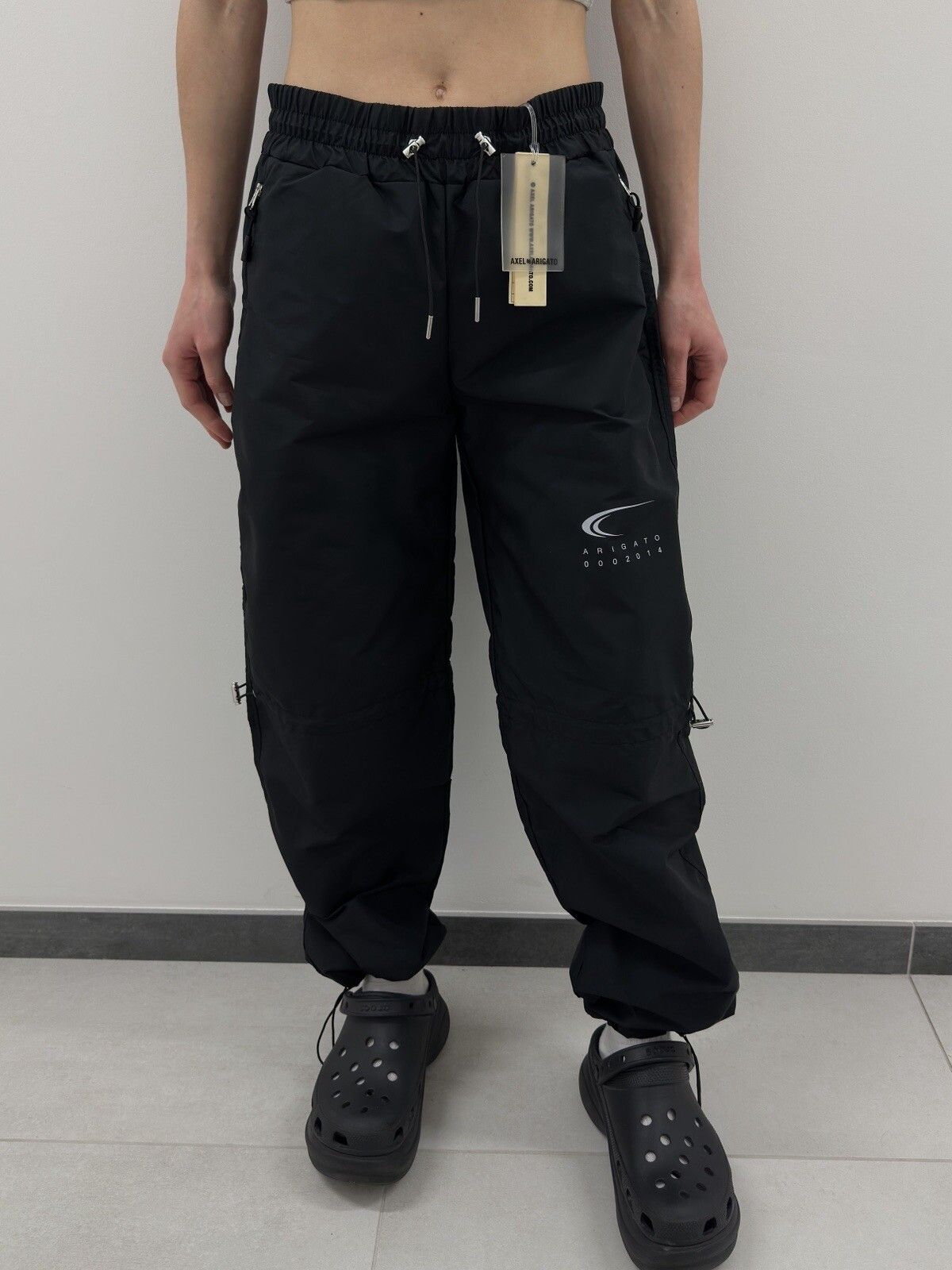 Axel Arigato Axel Arigato Atlas Track Pants Women’s Black Track Unisex Size 26" / US 2 / IT 38 - 1 Thumbnail