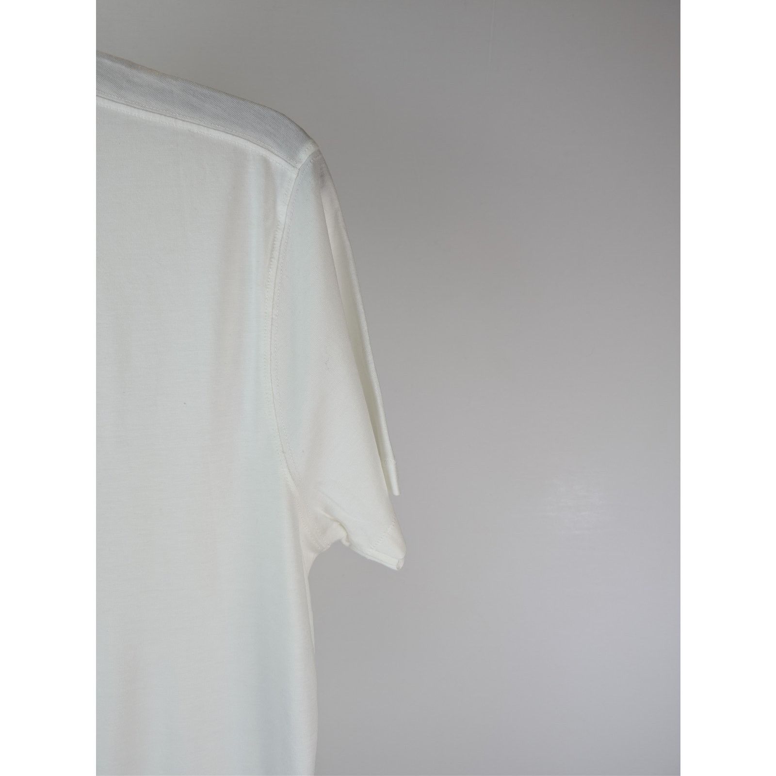 Tom Ford o1rshd1 CC20 T-Shirt in White Size US M / EU 48-50 / 2 - 13 Thumbnail