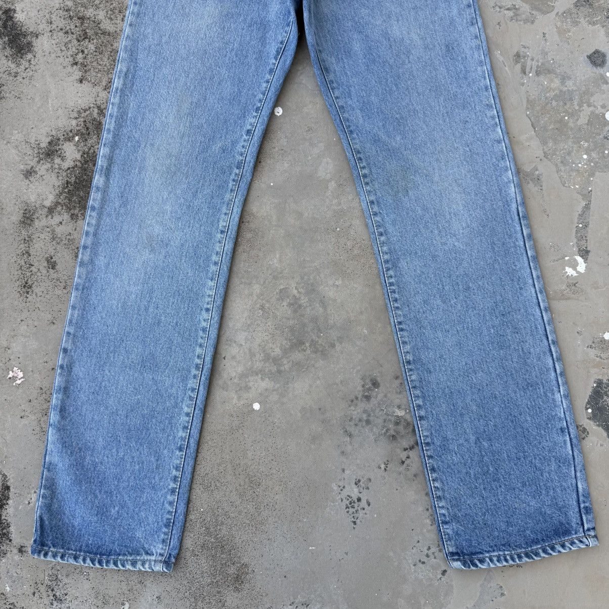Japanese Brand Vintage Bison Faded Denim Jean Pants W28 Size US 28 / EU 44 - 3 Thumbnail