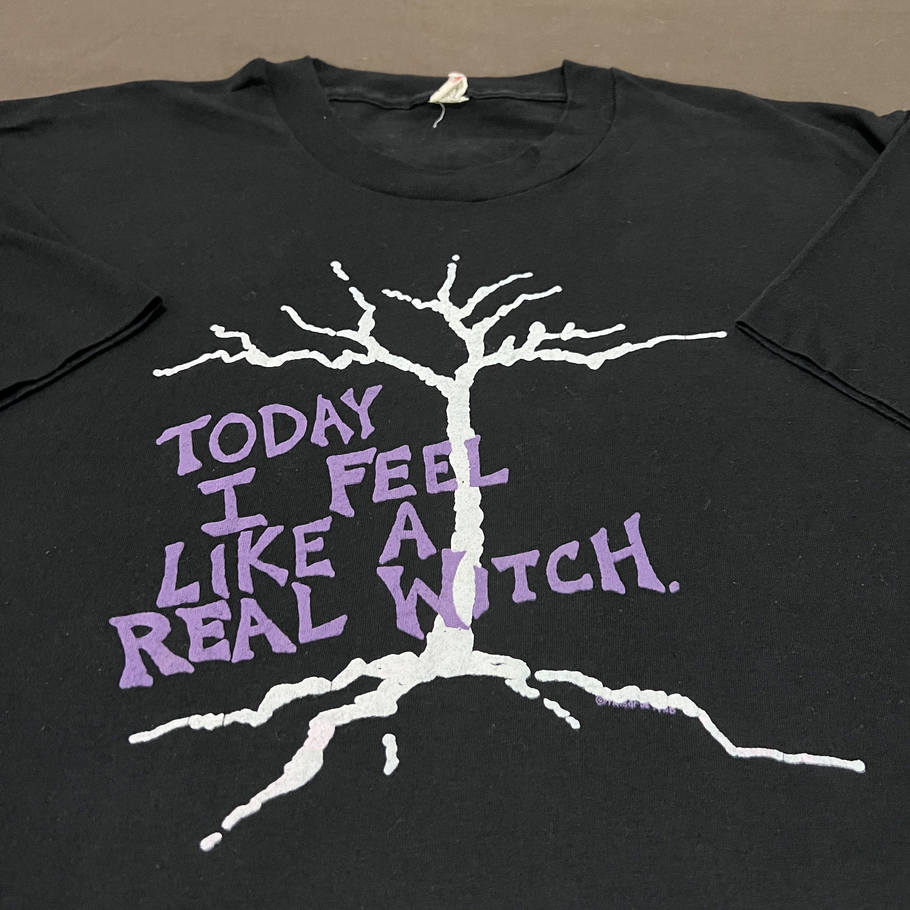 Expert Horror Vintage Today I Feel Like A Real Witch Tee Single Stitch Size US XL / EU 56 / 4 - 1 Thumbnail