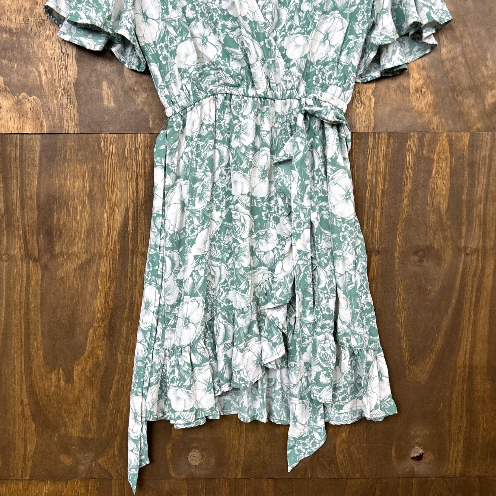 Vintage Lauren Conrad Womens Dress Green White Floral Ruffle Wrap Ruffle Sleeve Small Size S / US 4 / IT 40 - 3 Thumbnail