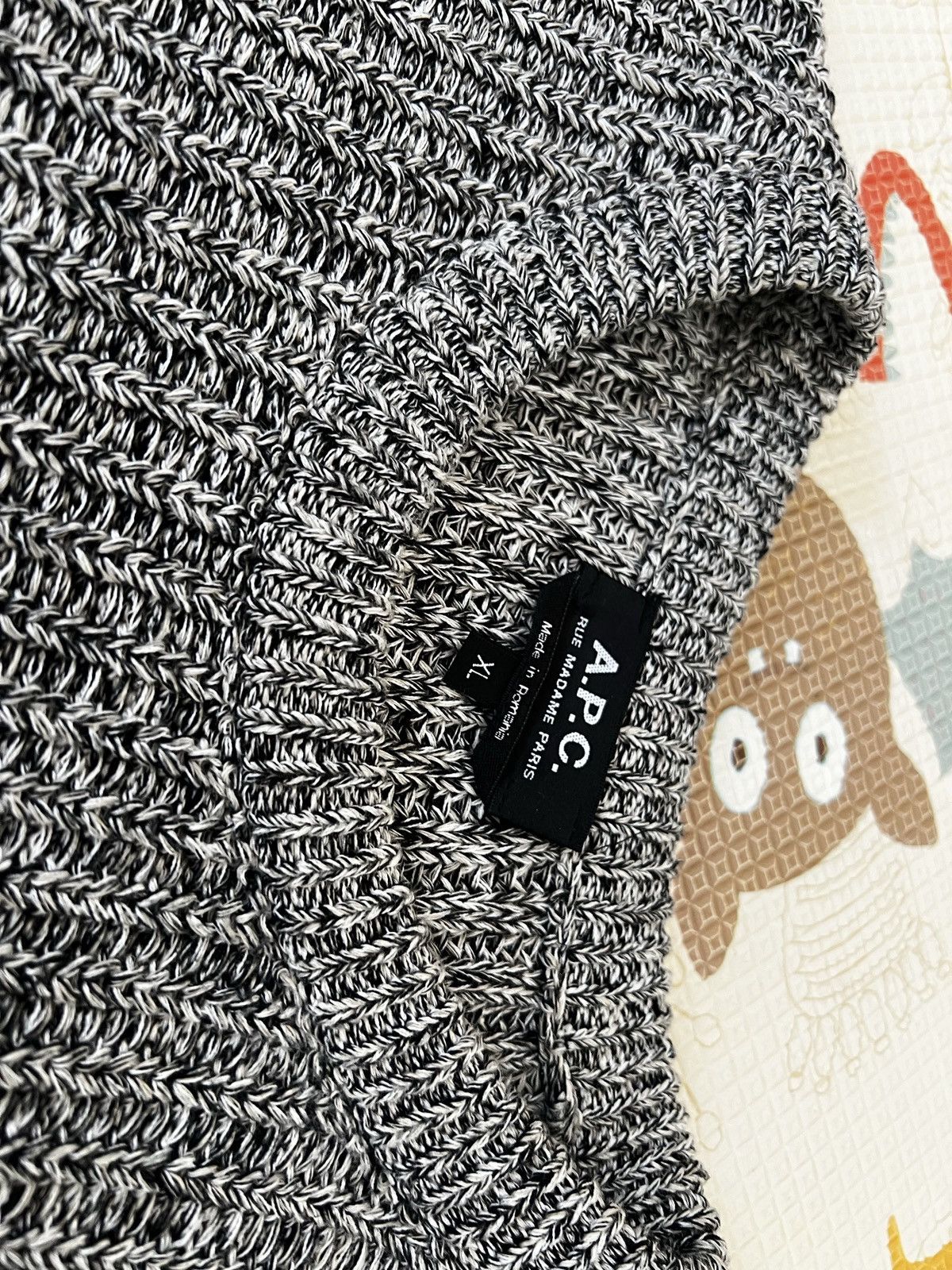 A.P.C. APC Steve Sweater (Grey) Size US XL / EU 56 / 4 - 2 Thumbnail