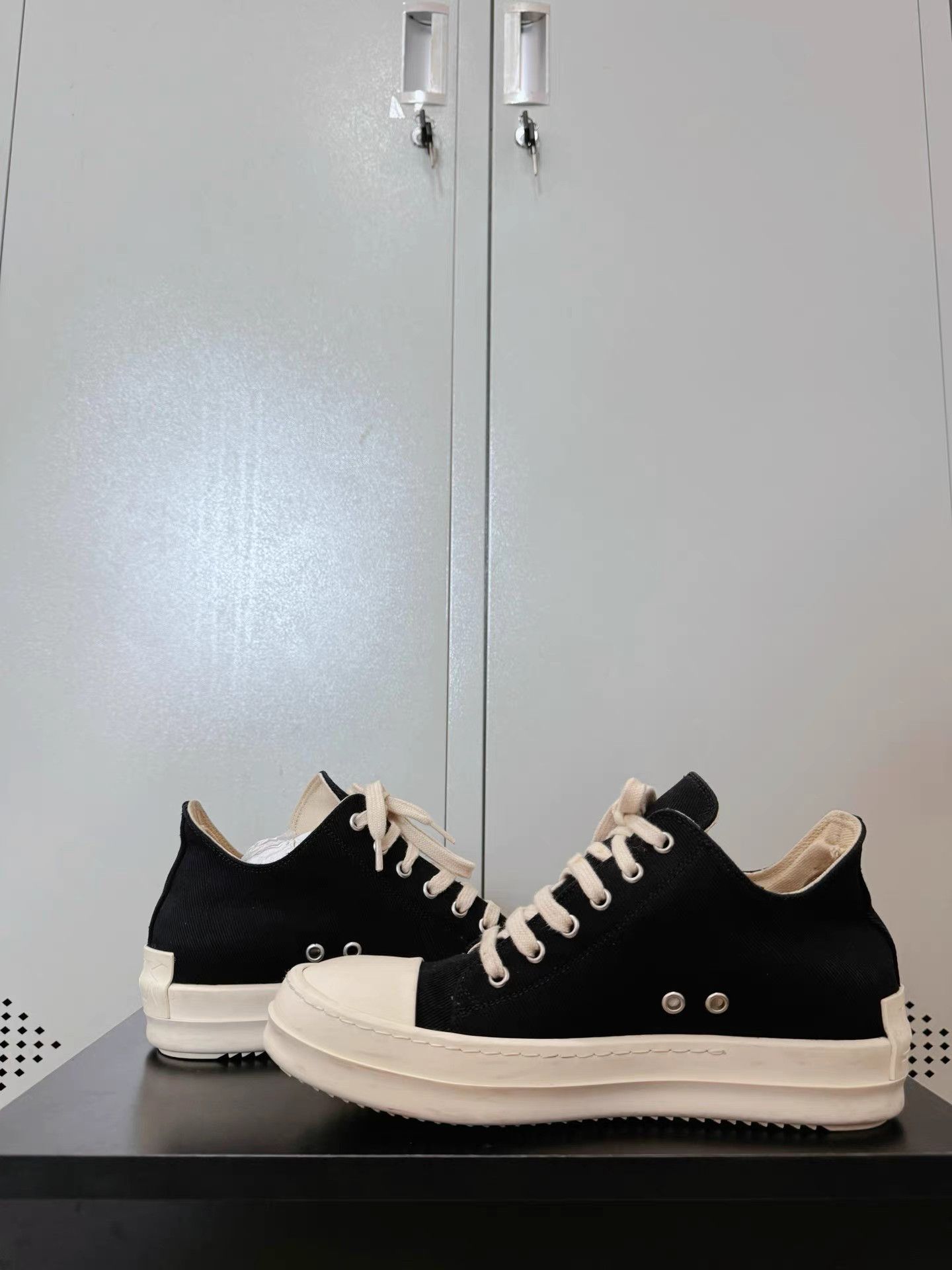Rick Owens Drkshdw Rick Owens Drkshdw Converse high-top sneakers Size US 6 / EU 39 - 5 Thumbnail