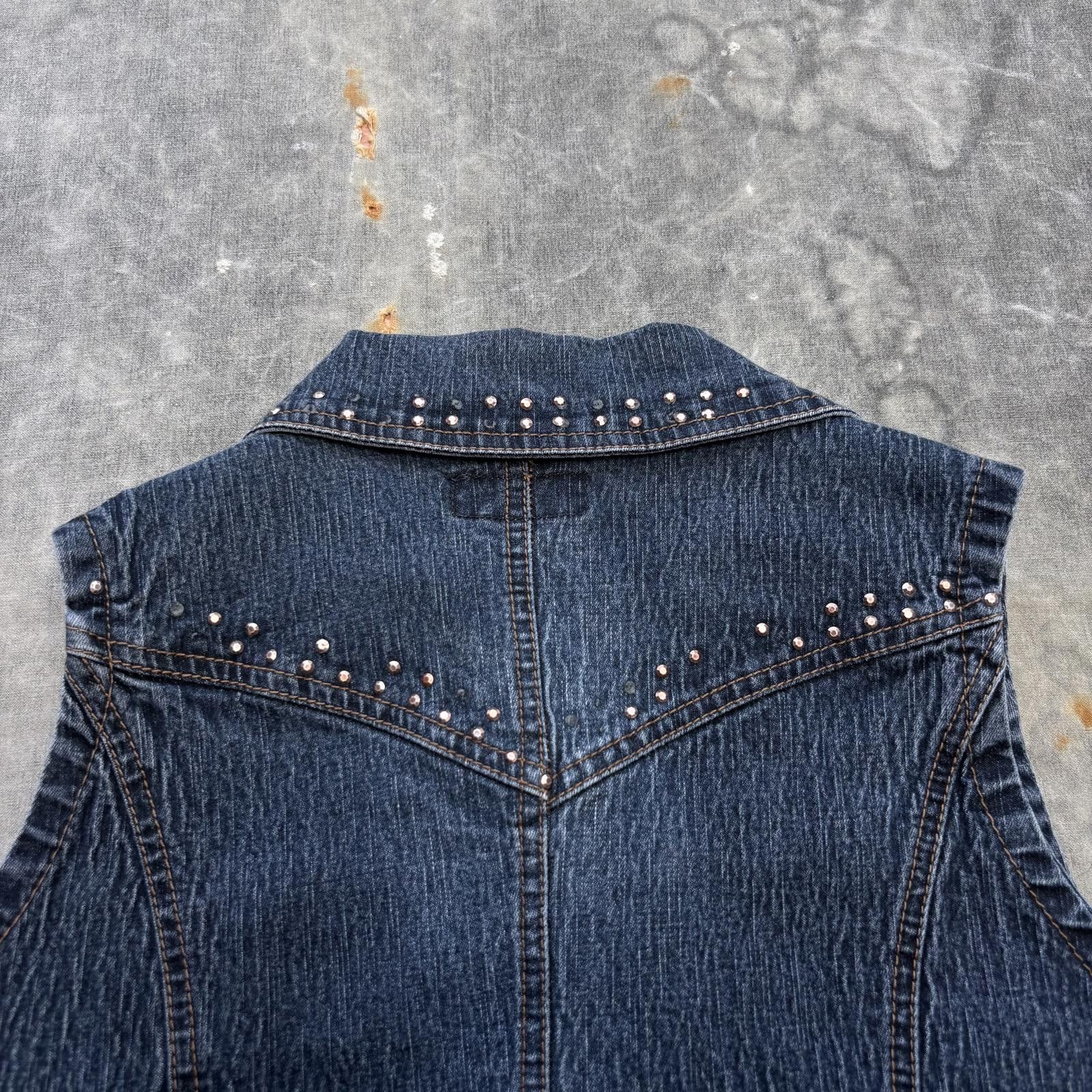 Vintage Vintage Y2K Dark Wash Denim Studded Western Grunge Vest Size S / US 4 / IT 40 - 5 Thumbnail