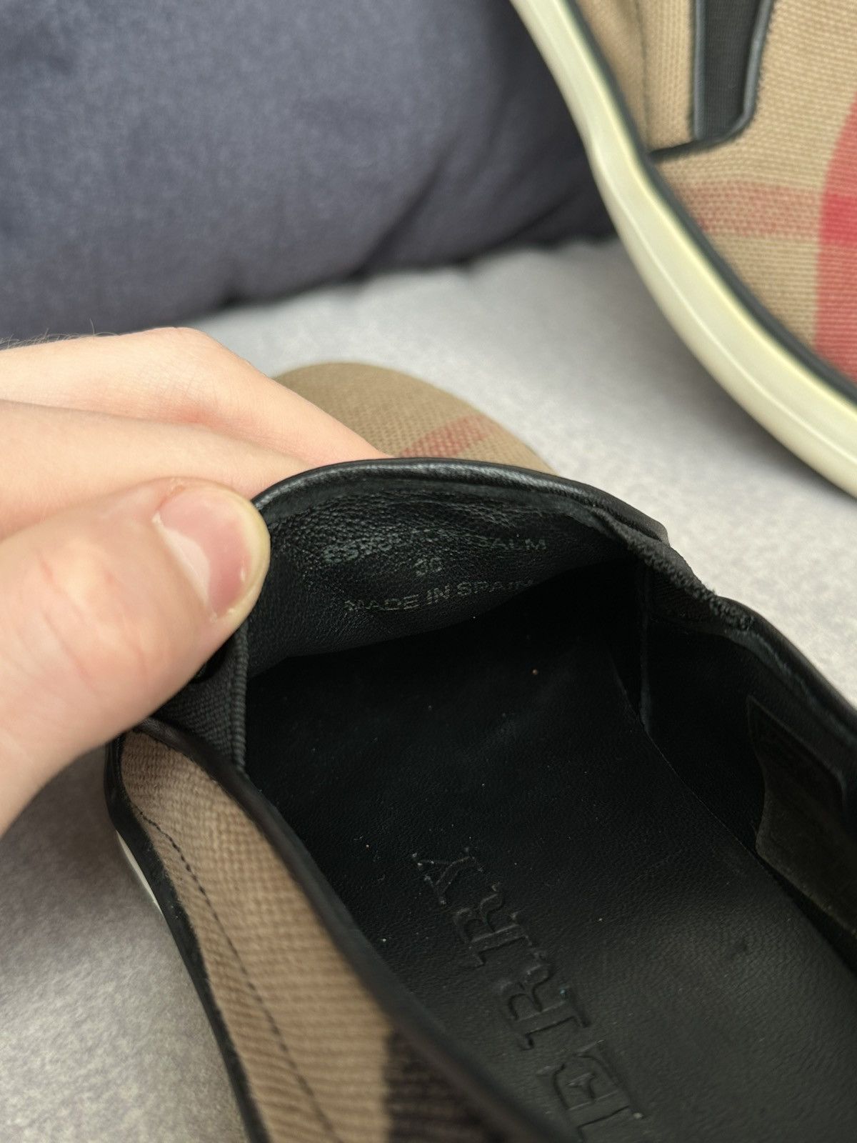 Burberry Burberry Nova Check Slip-Op Sneakers Size US 6 / IT 36 - 8 Thumbnail